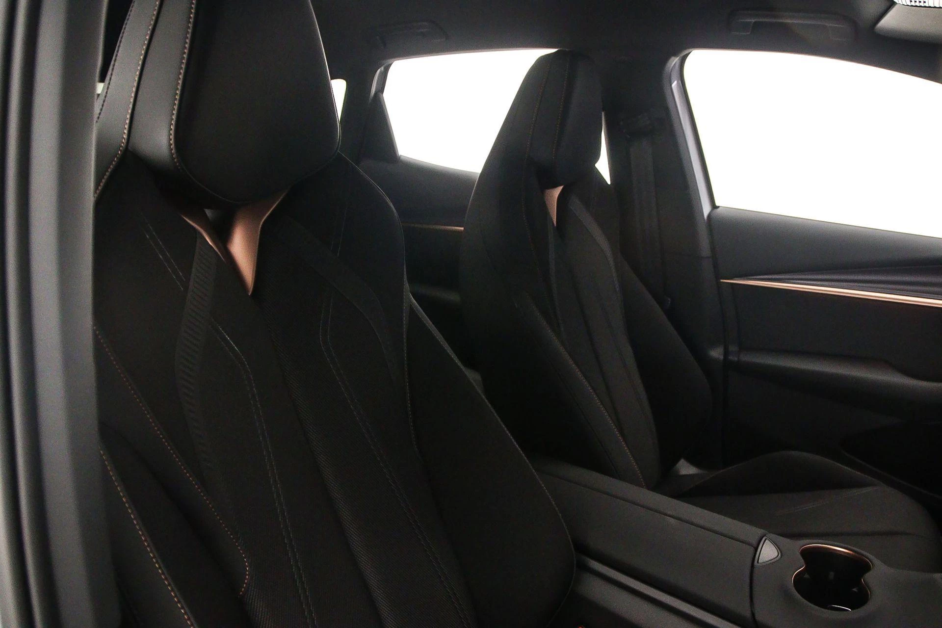 Hoofdafbeelding CUPRA Tavascan