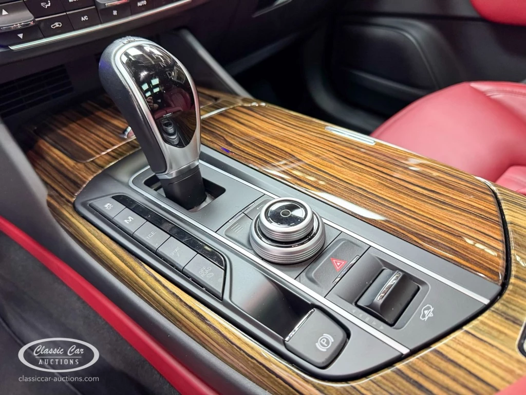 Hoofdafbeelding Maserati Levante