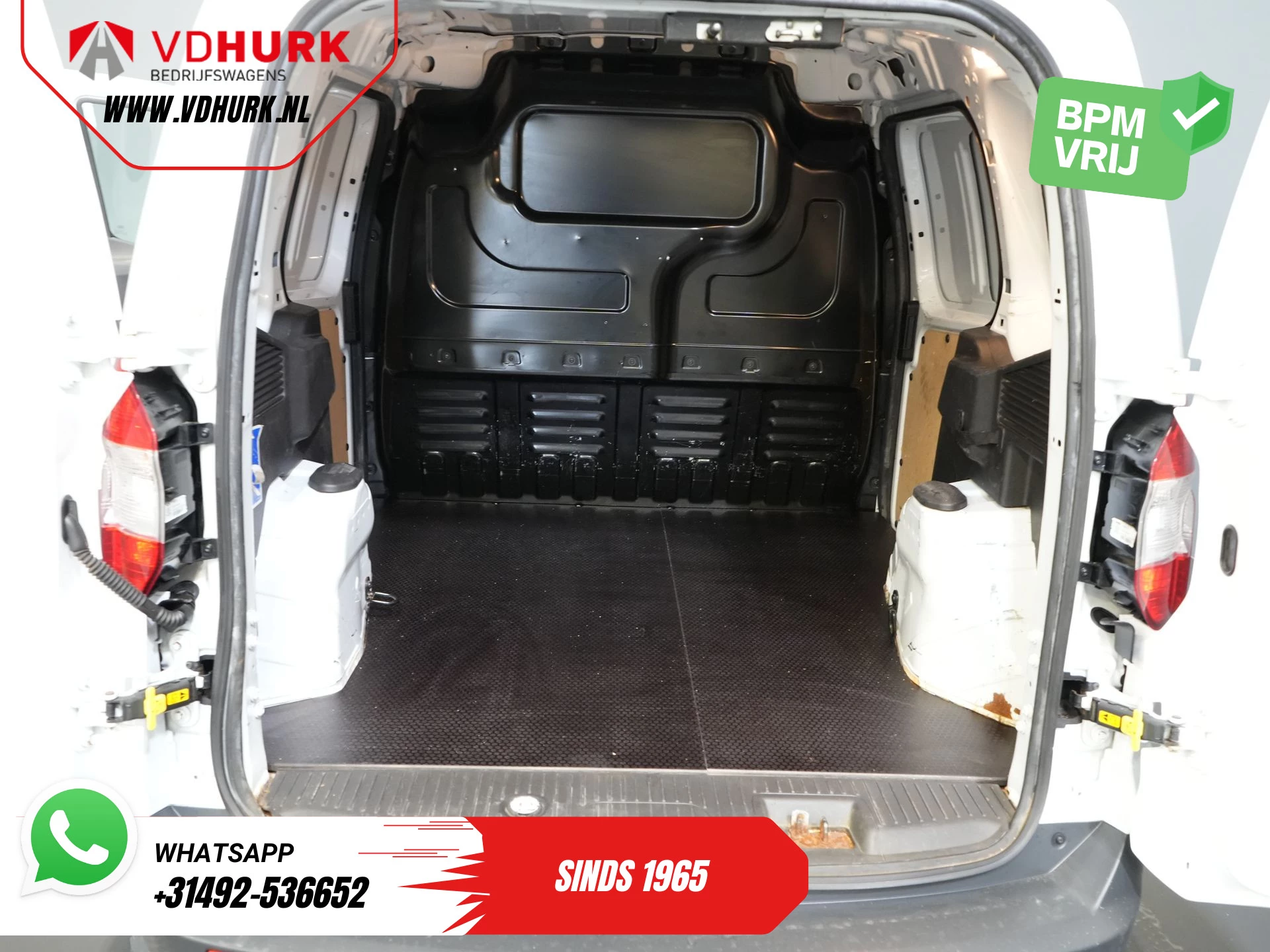 Hoofdafbeelding Ford Transit Courier