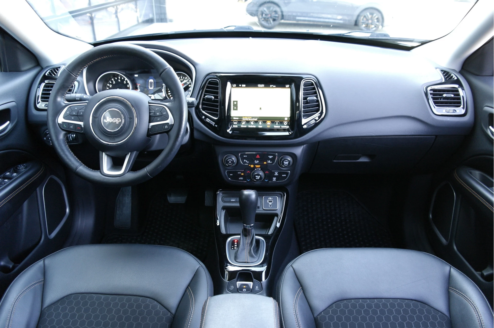 Hoofdafbeelding Jeep Compass