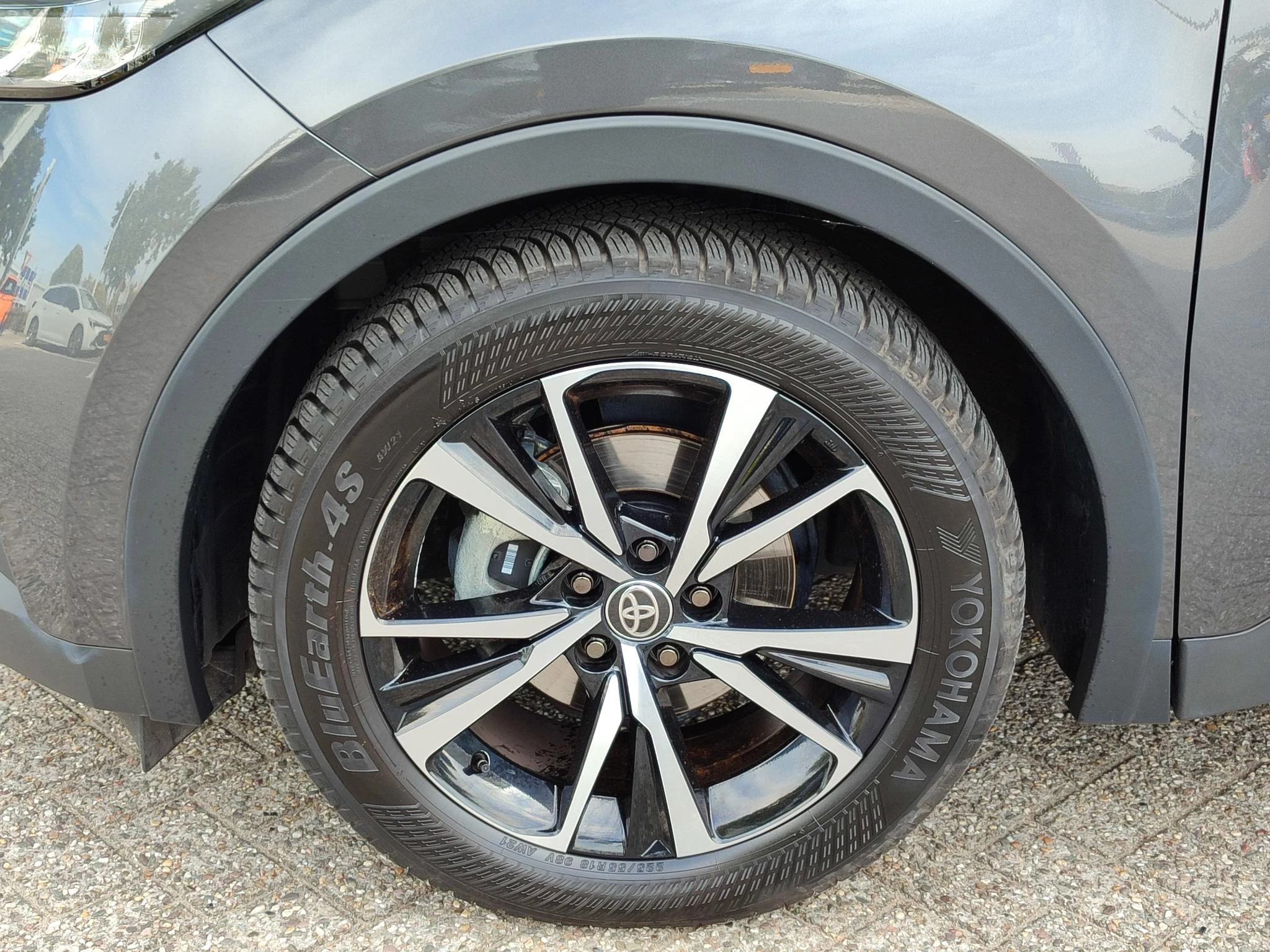 Hoofdafbeelding Toyota C-HR