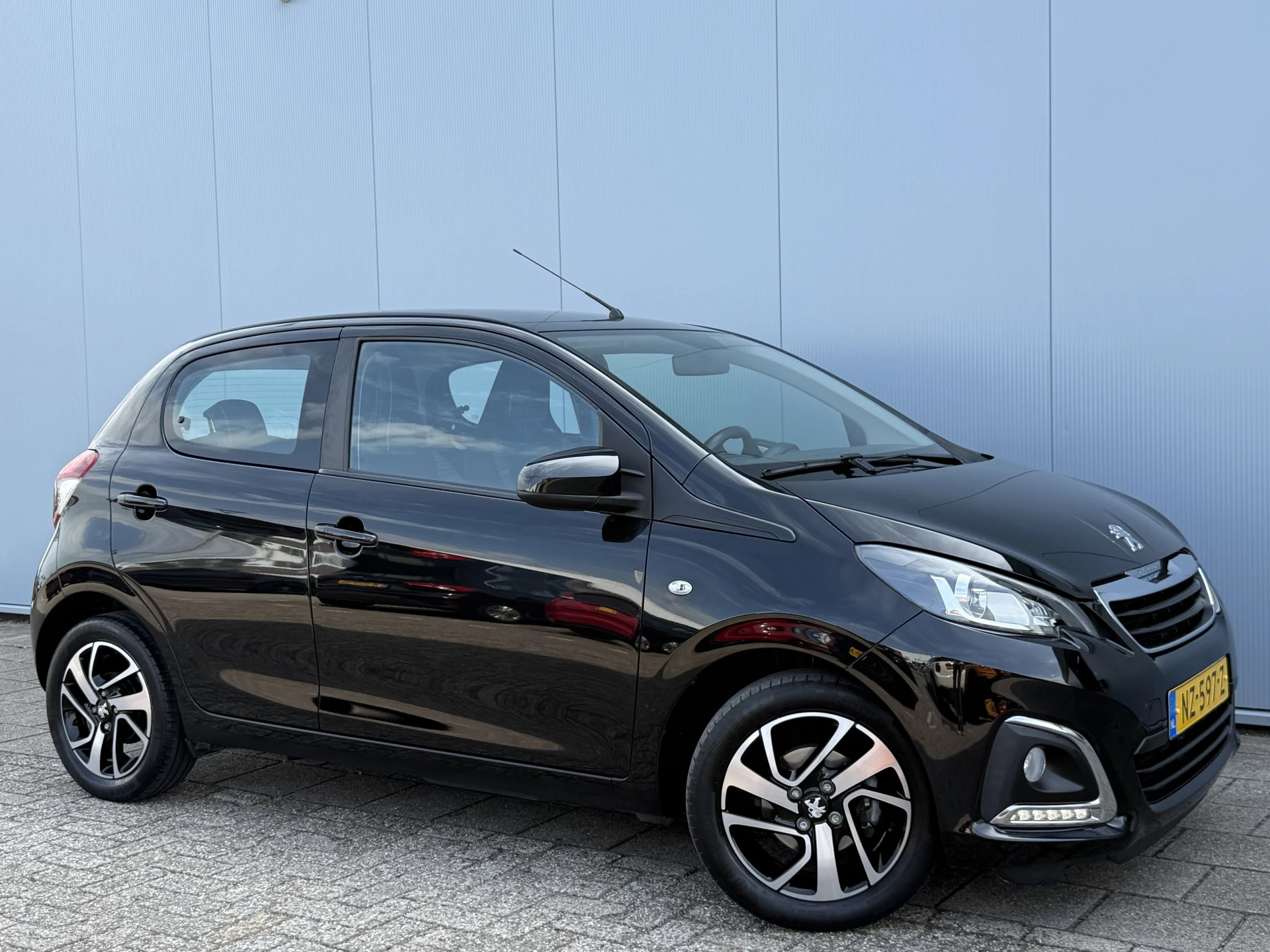 Hoofdafbeelding Peugeot 108