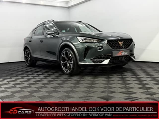 Hoofdafbeelding CUPRA Formentor CUPRA Formentor 1.4 e-Hybrid VZ Performance Camera, Navi, Half leder, Memory stoelen, Virtual desk, Keyless start, Rijstrook correctie, Cruise control adaptief