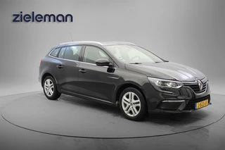 Hoofdafbeelding Renault Mégane Estate Renault Mégane Estate 1.3 TCE Zen - Navi, Cruise, Clima, Trekhaak