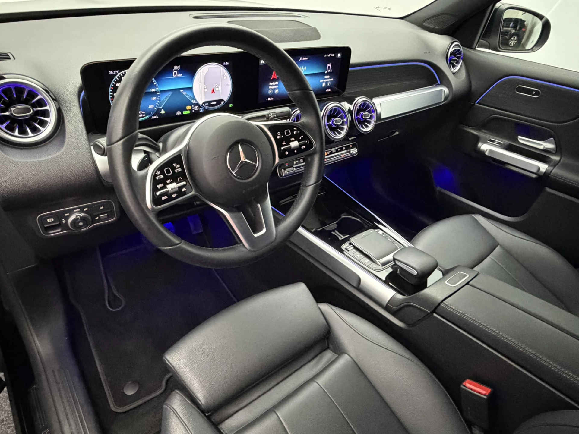 Hoofdafbeelding Mercedes-Benz EQB
