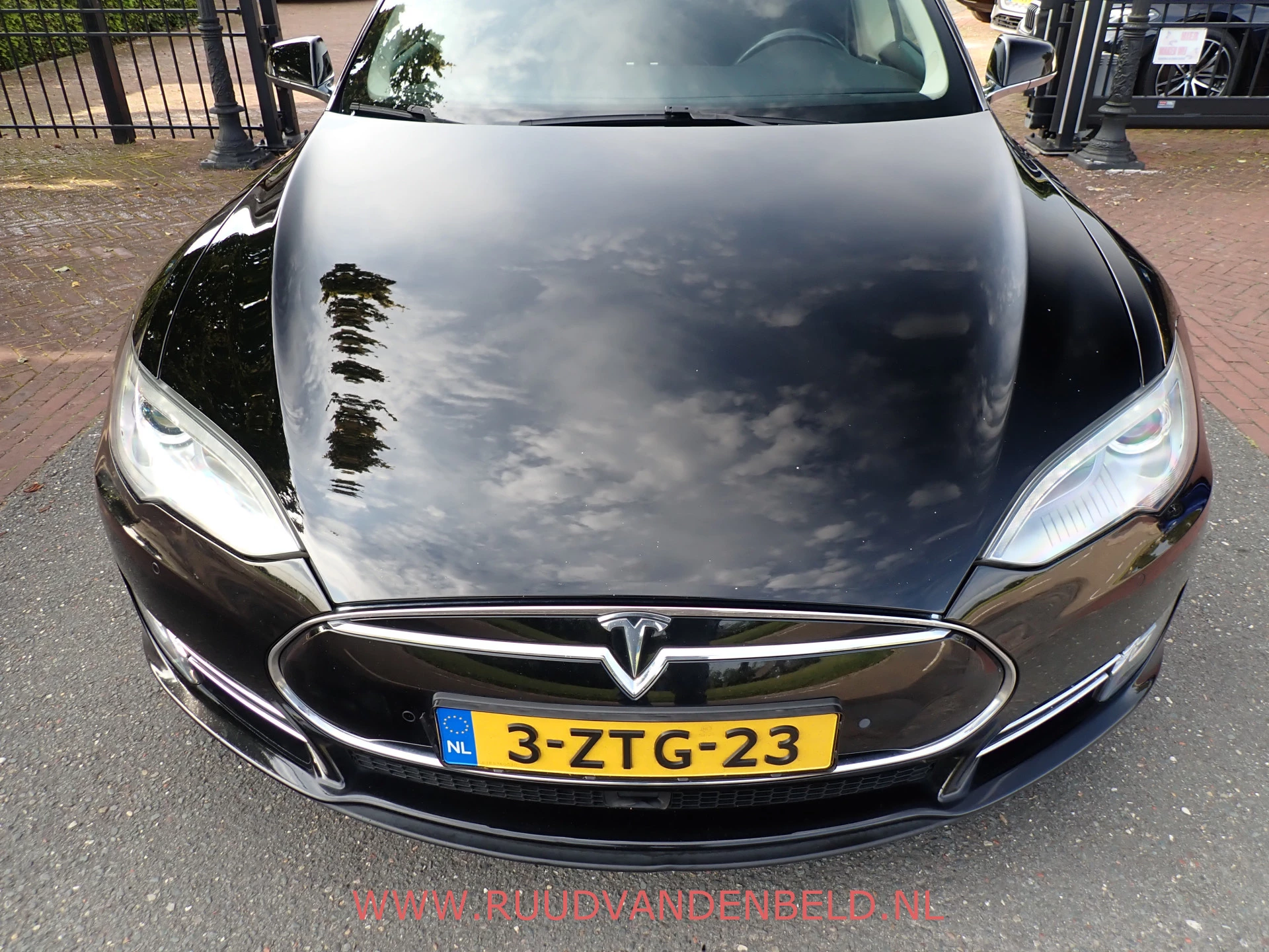 Hoofdafbeelding Tesla Model S