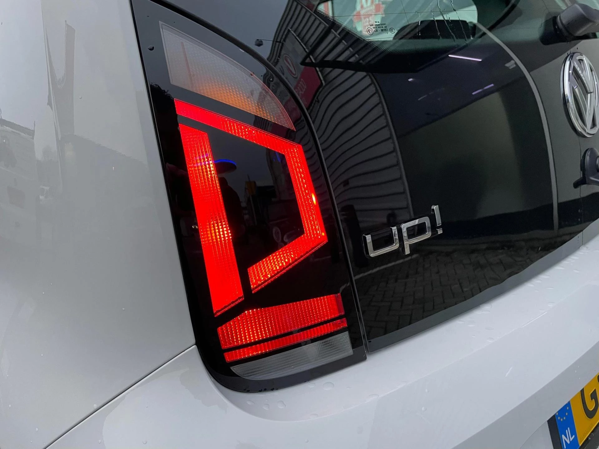 Hoofdafbeelding Volkswagen up!