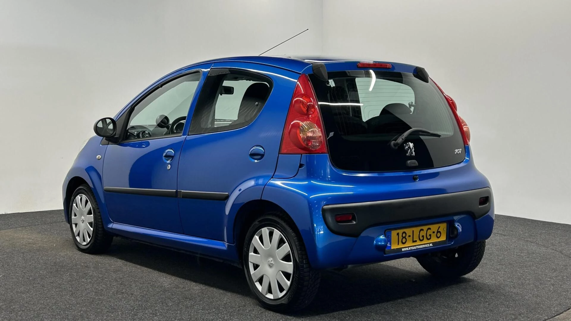 Hoofdafbeelding Peugeot 107