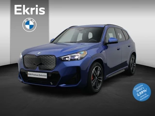 BMW iX1 eDrive20 M Sportpakket Pro | Panoramadak | Driving Assistant | Harman-Kardon | Elektrisch verstelbare stoelen | 19"
