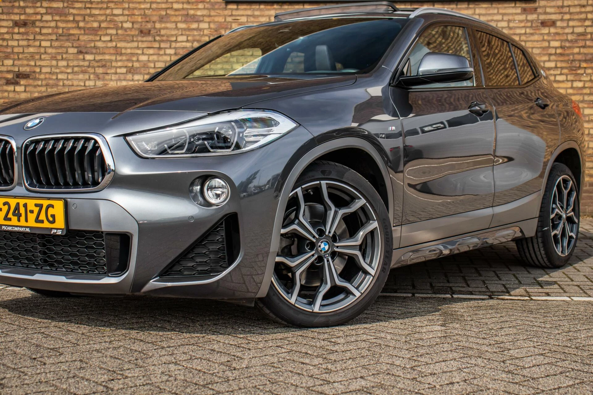 Hoofdafbeelding BMW X2