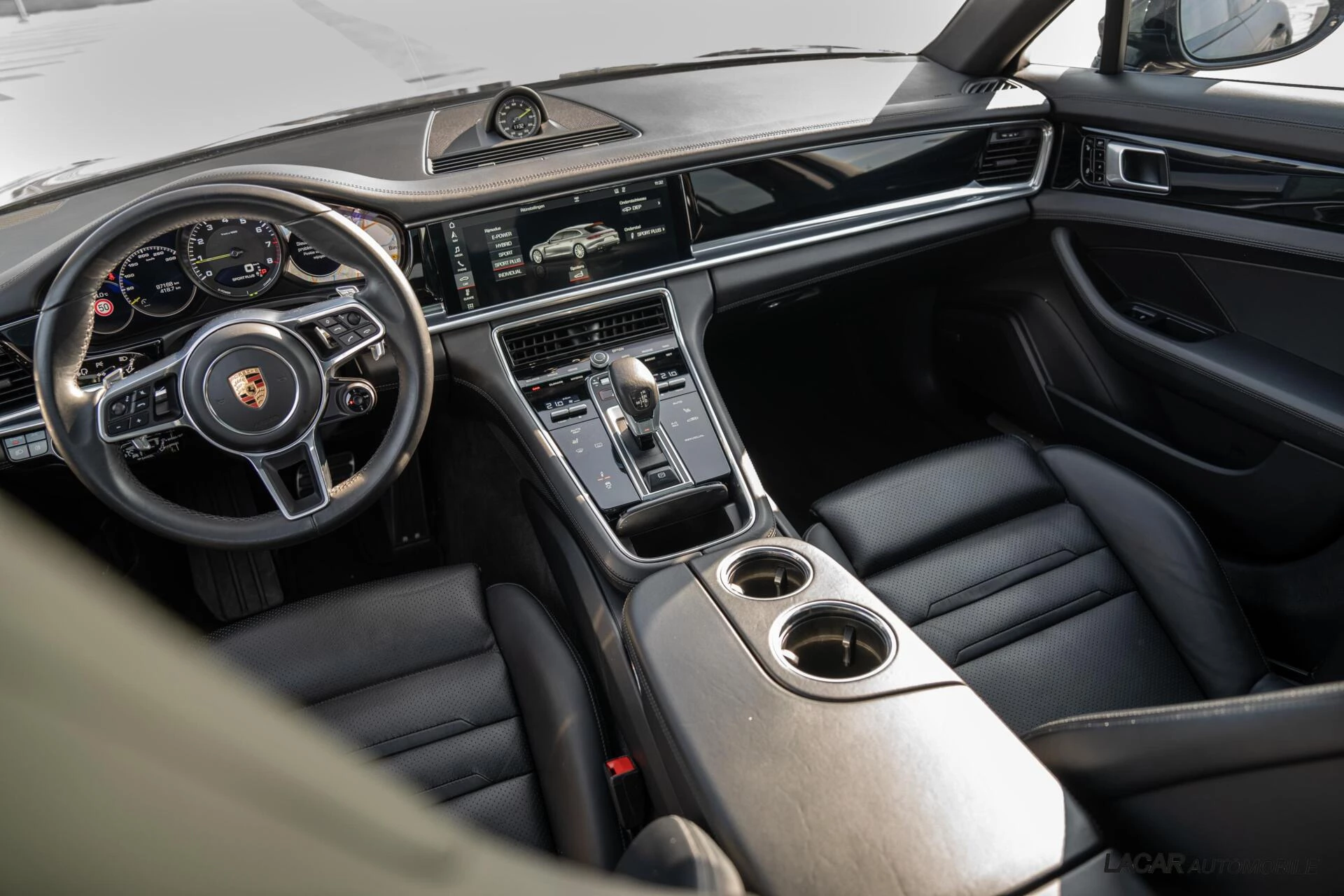 Hoofdafbeelding Porsche Panamera