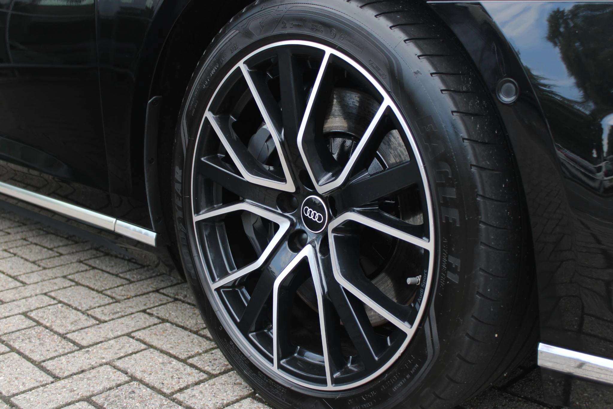 Hoofdafbeelding Audi A8