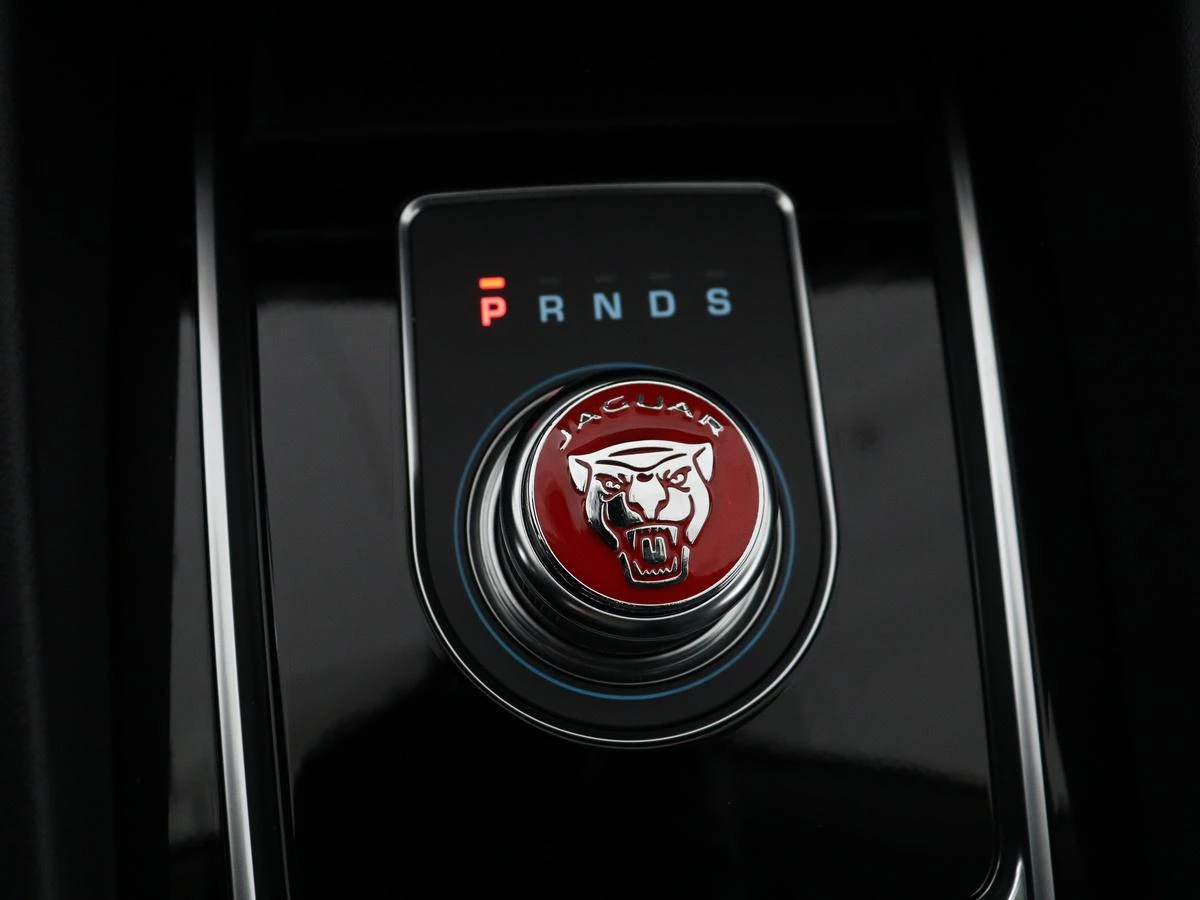 Hoofdafbeelding Jaguar F-PACE