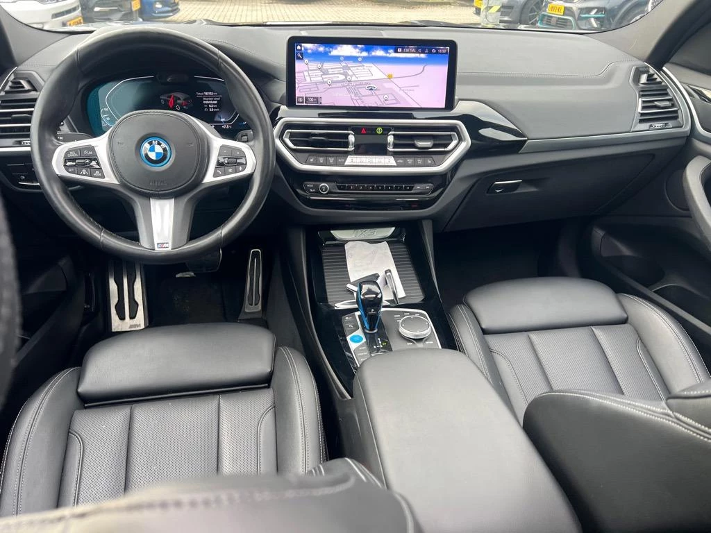 Hoofdafbeelding BMW iX3
