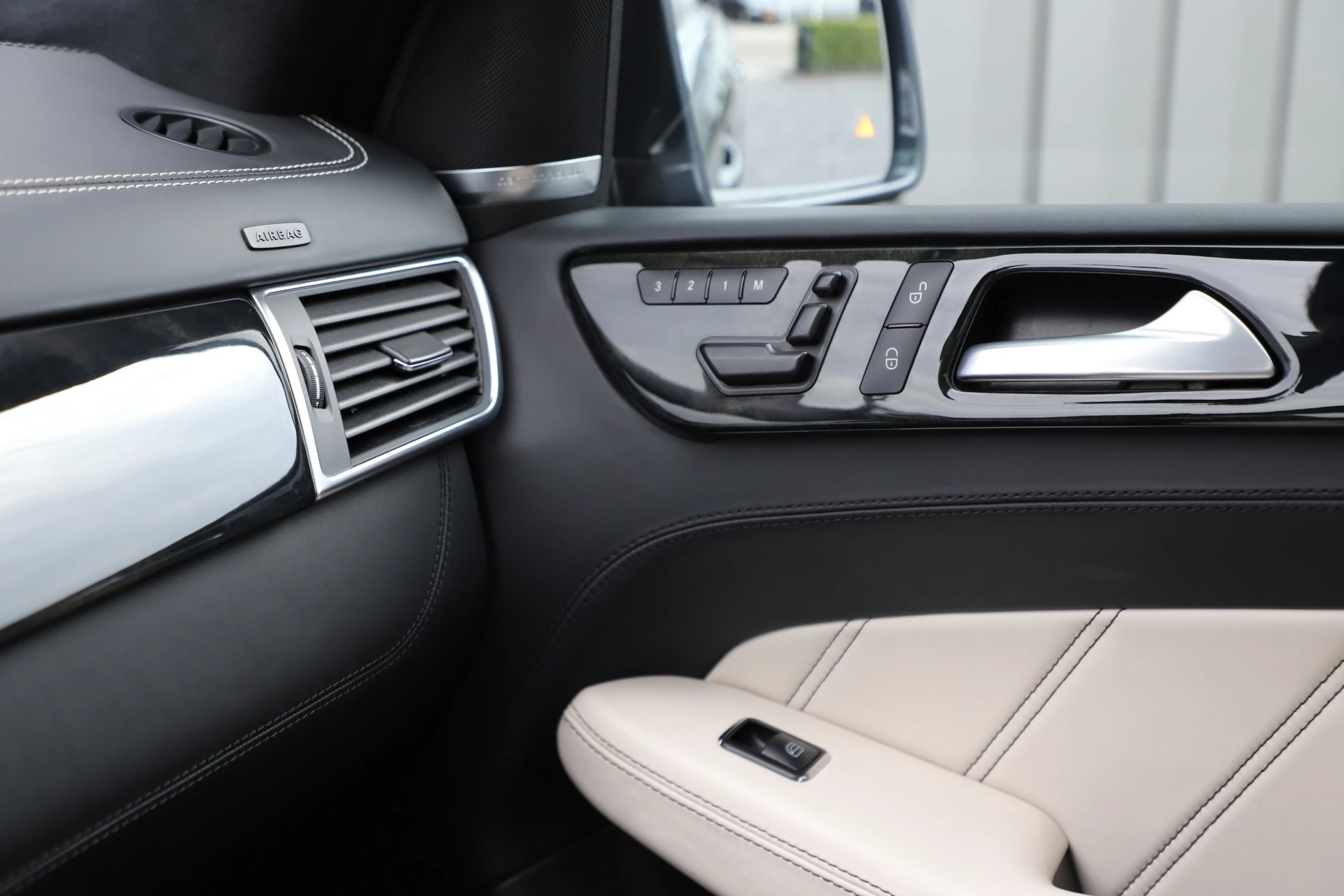 Hoofdafbeelding Mercedes-Benz M-Klasse