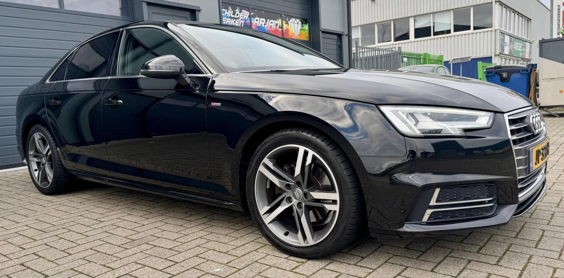 Hoofdafbeelding Audi A4