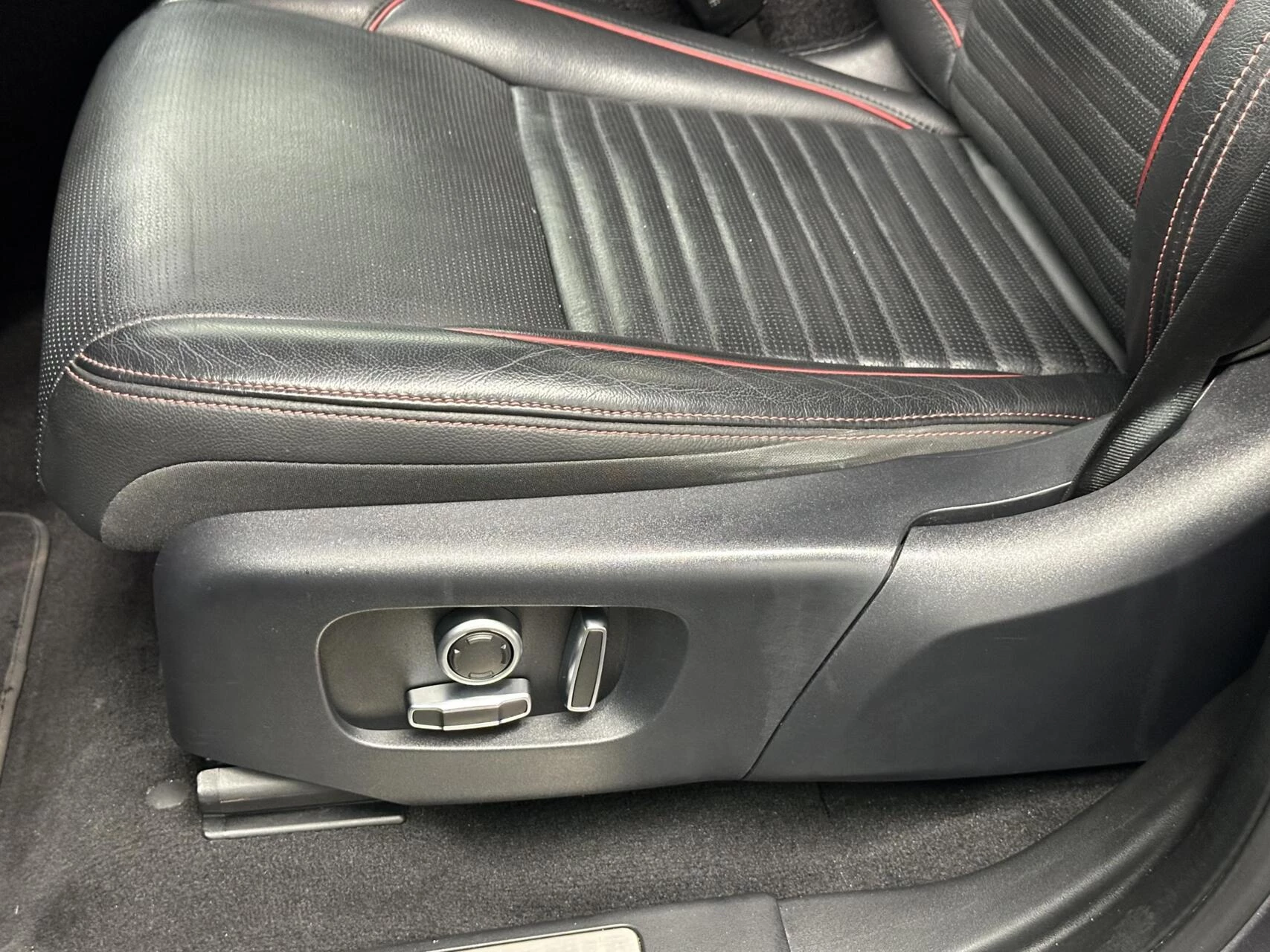 Hoofdafbeelding Land Rover Discovery Sport