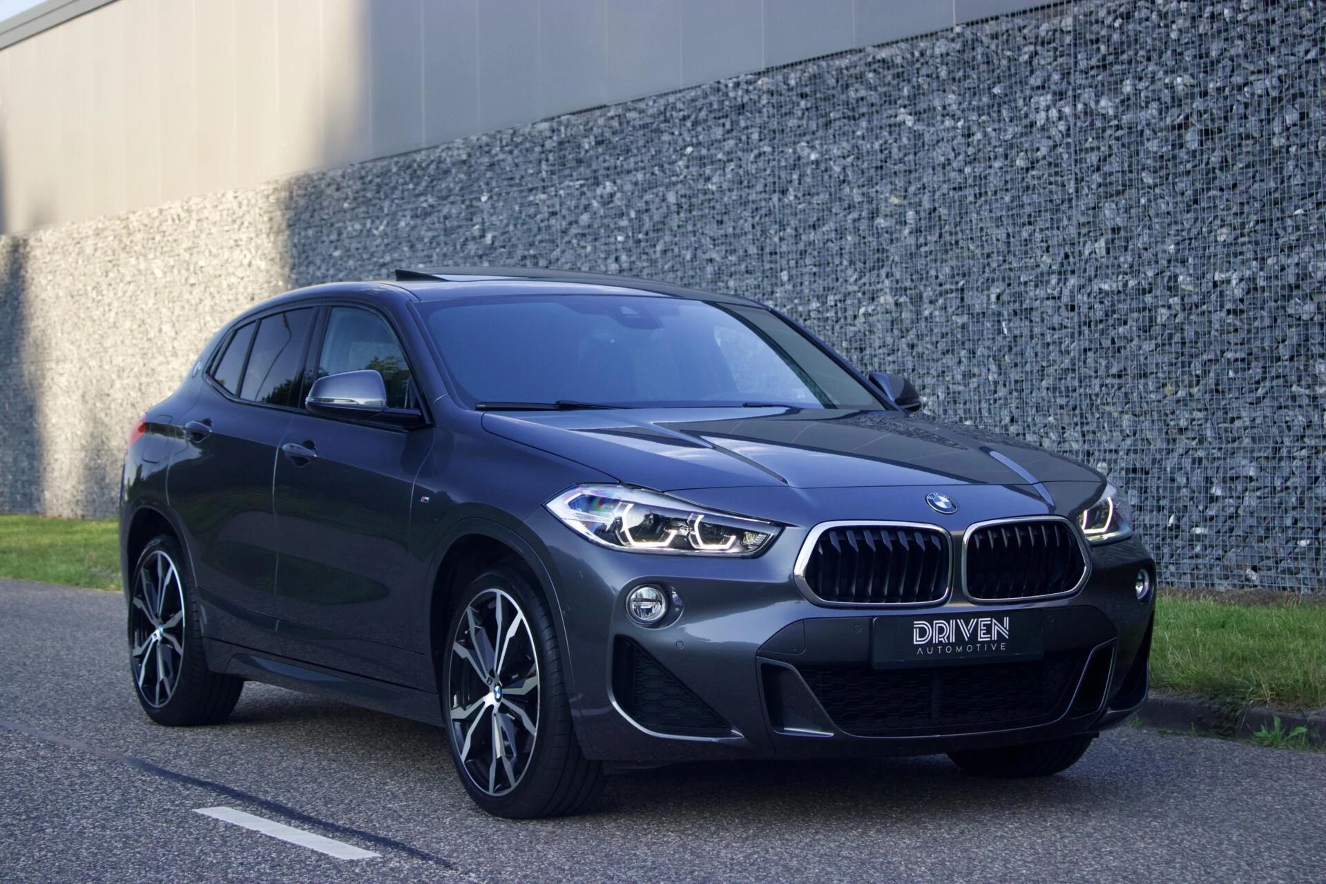 Hoofdafbeelding BMW X2