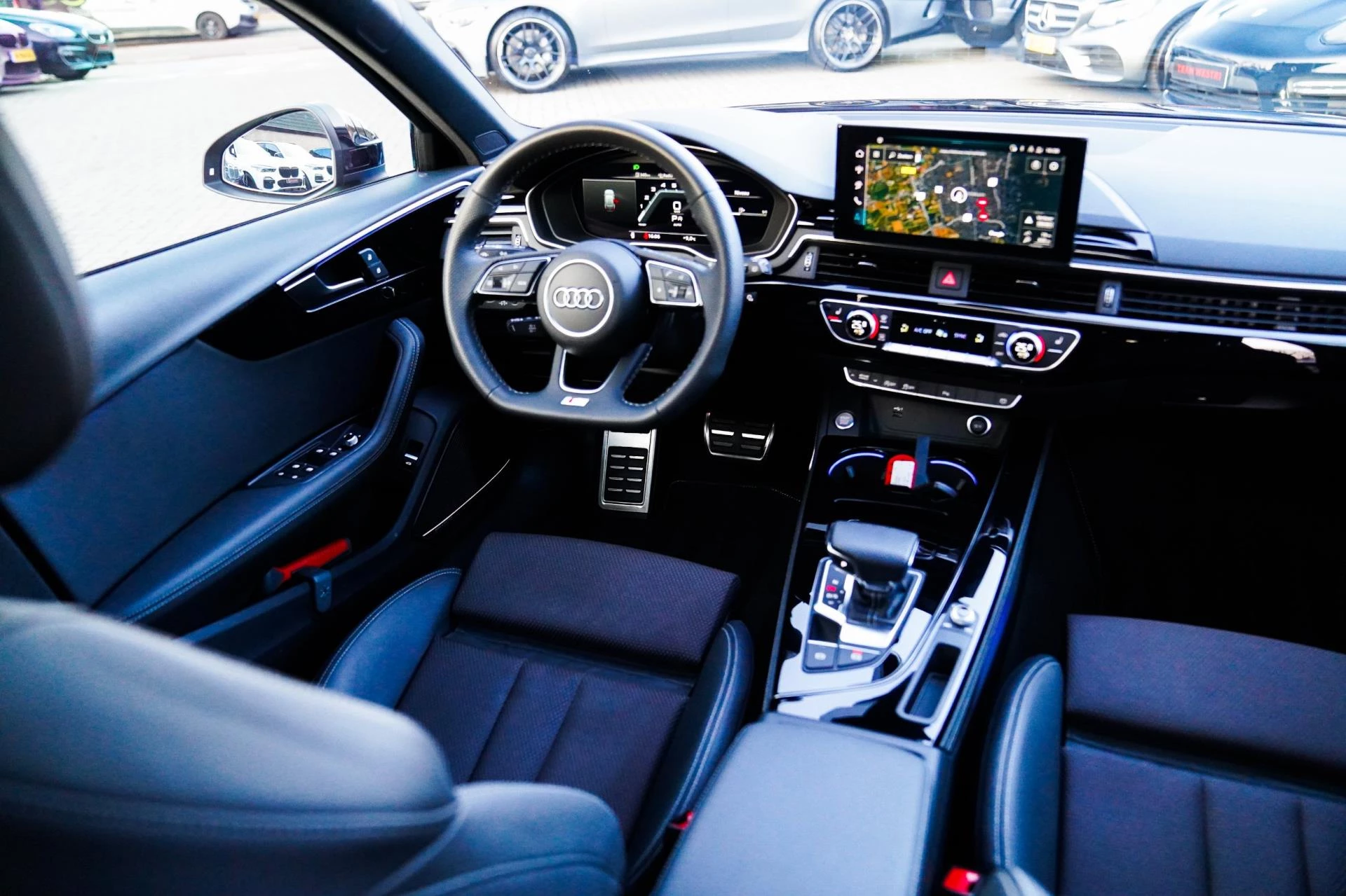 Hoofdafbeelding Audi A4