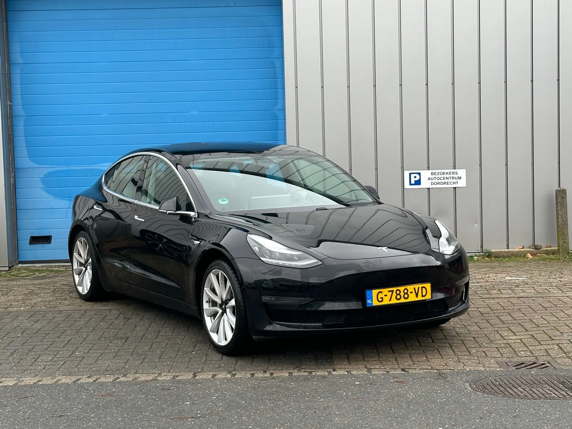 Hoofdafbeelding Tesla Model 3