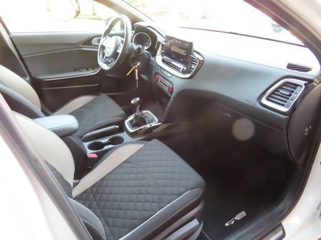 Hoofdafbeelding Kia Ceed