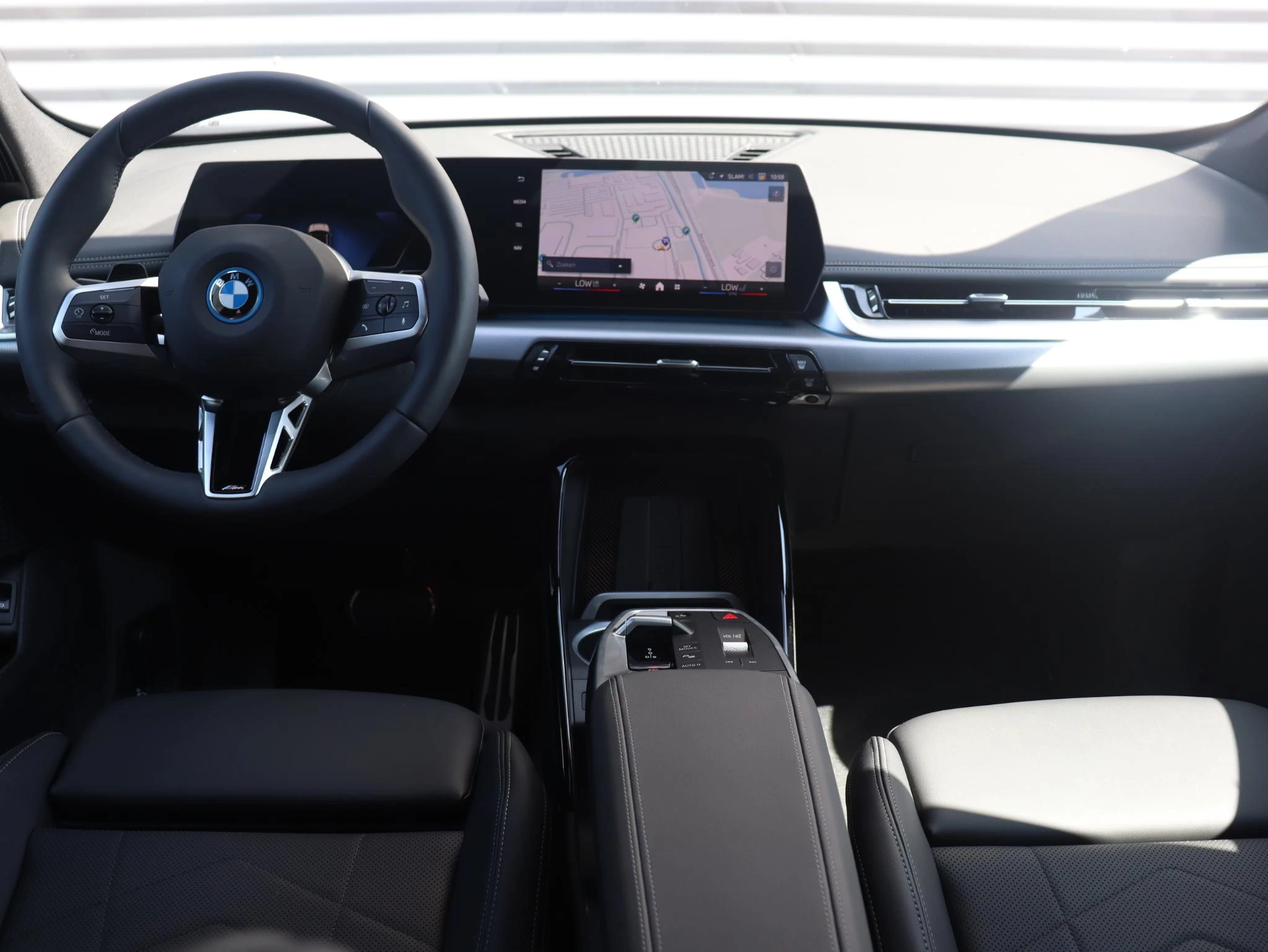Hoofdafbeelding BMW iX1