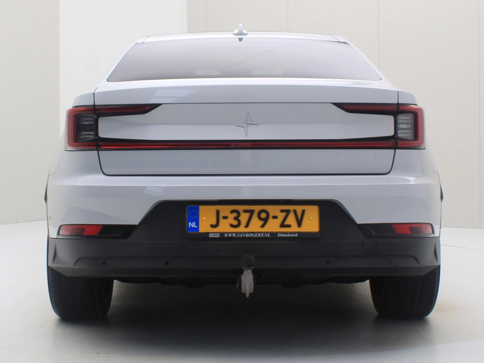 Hoofdafbeelding Polestar 2