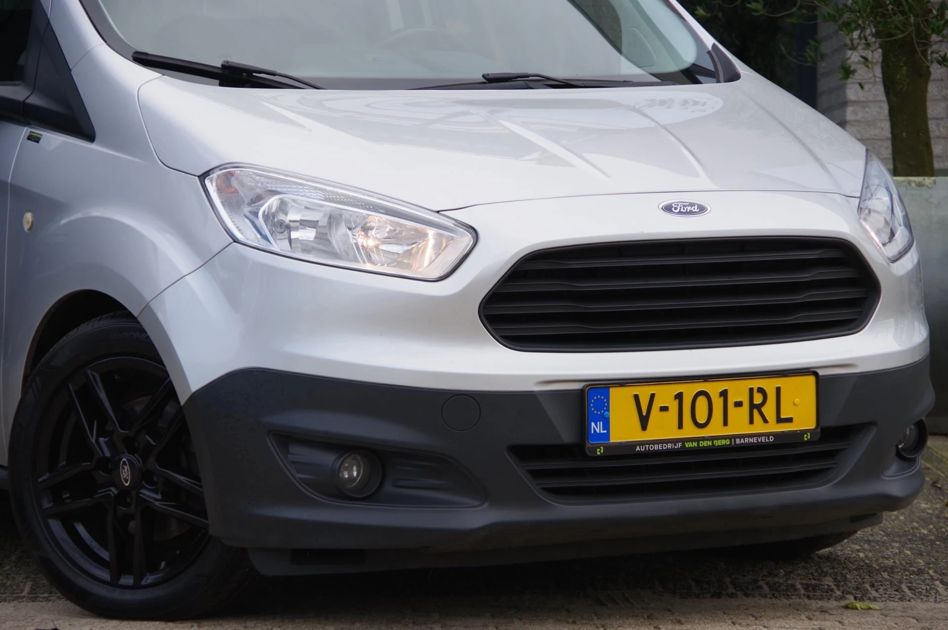 Hoofdafbeelding Ford Transit Courier