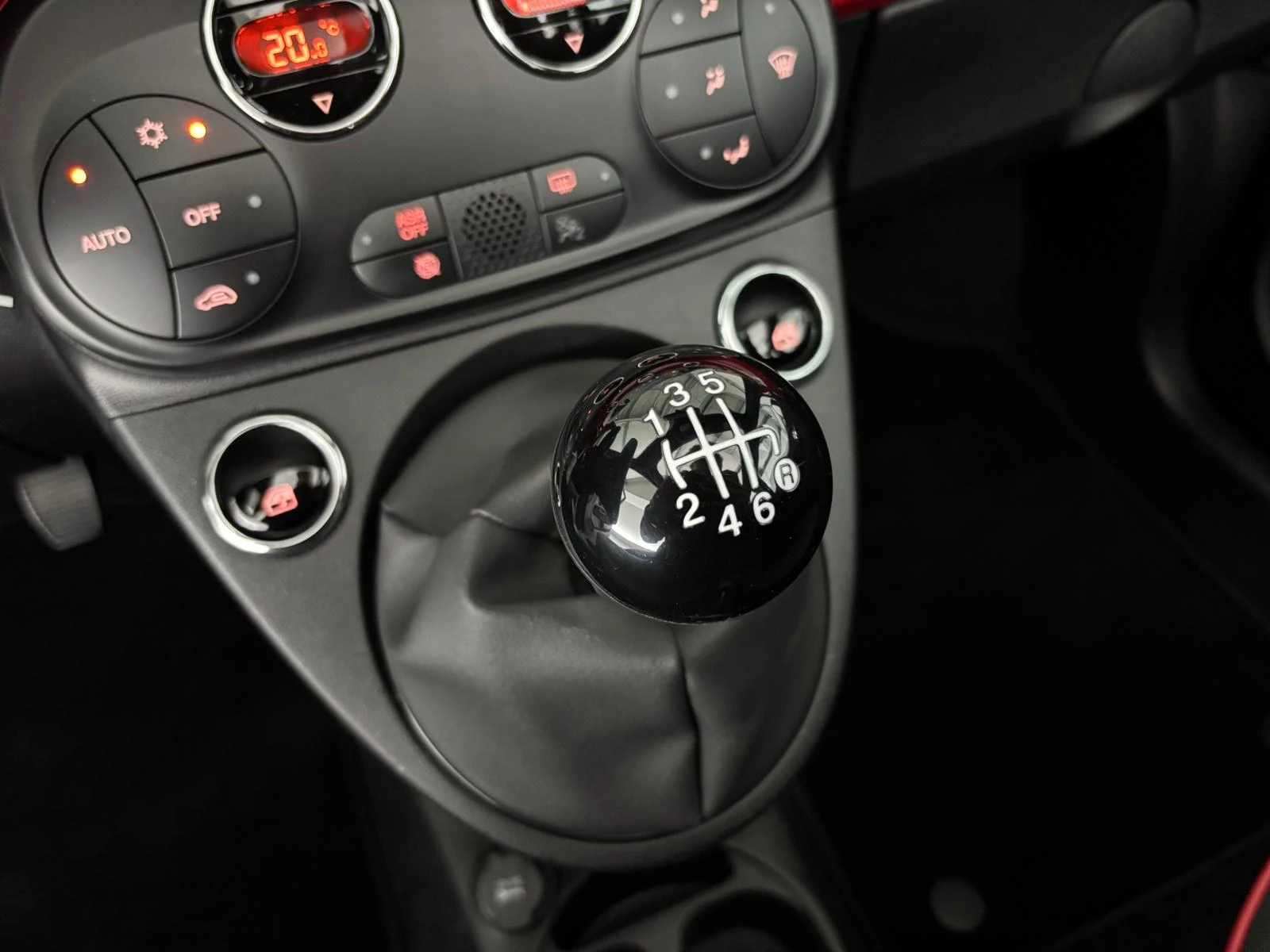 Hoofdafbeelding Fiat 500C