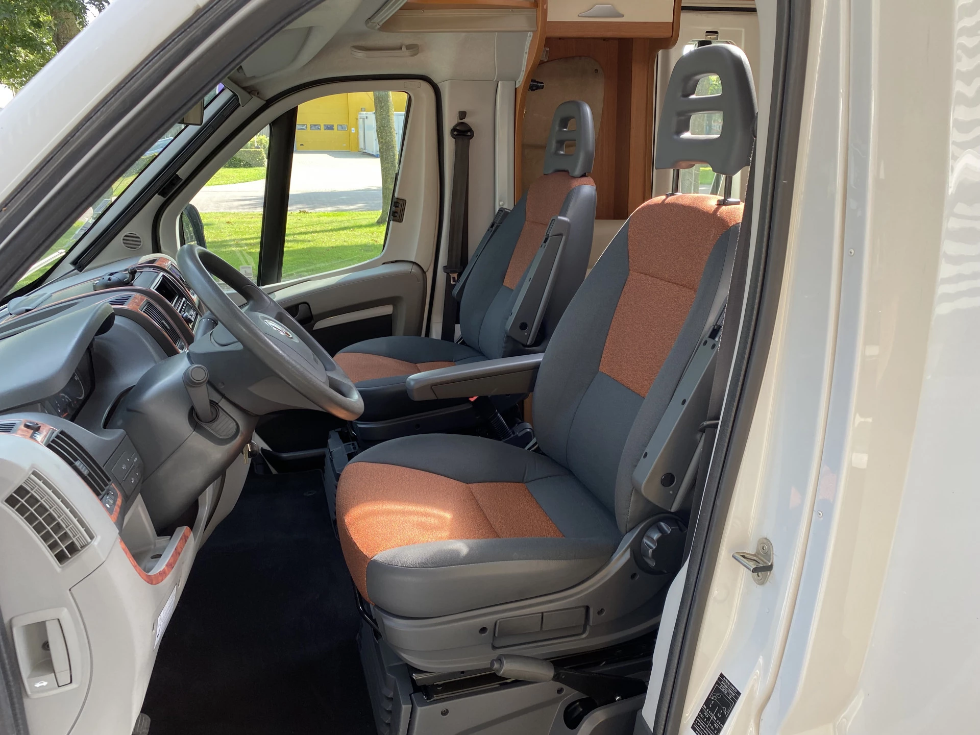 Hoofdafbeelding Pilote P730XLC