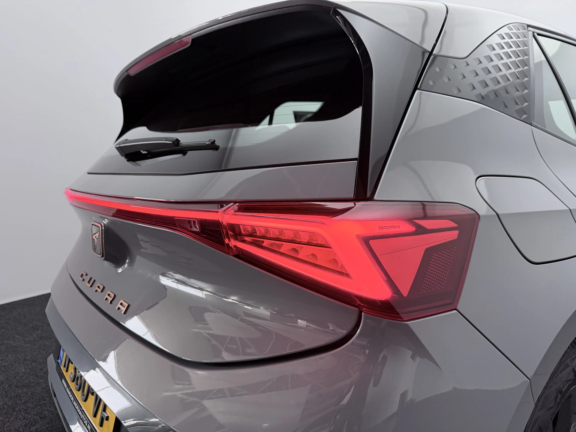 Hoofdafbeelding CUPRA Born