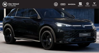 Volkswagen T-Roc R-Line First Edition 1.5 eTSI 150 pk Blackstyle | 20 inch Zwart | Trekhaak | Panoramadak