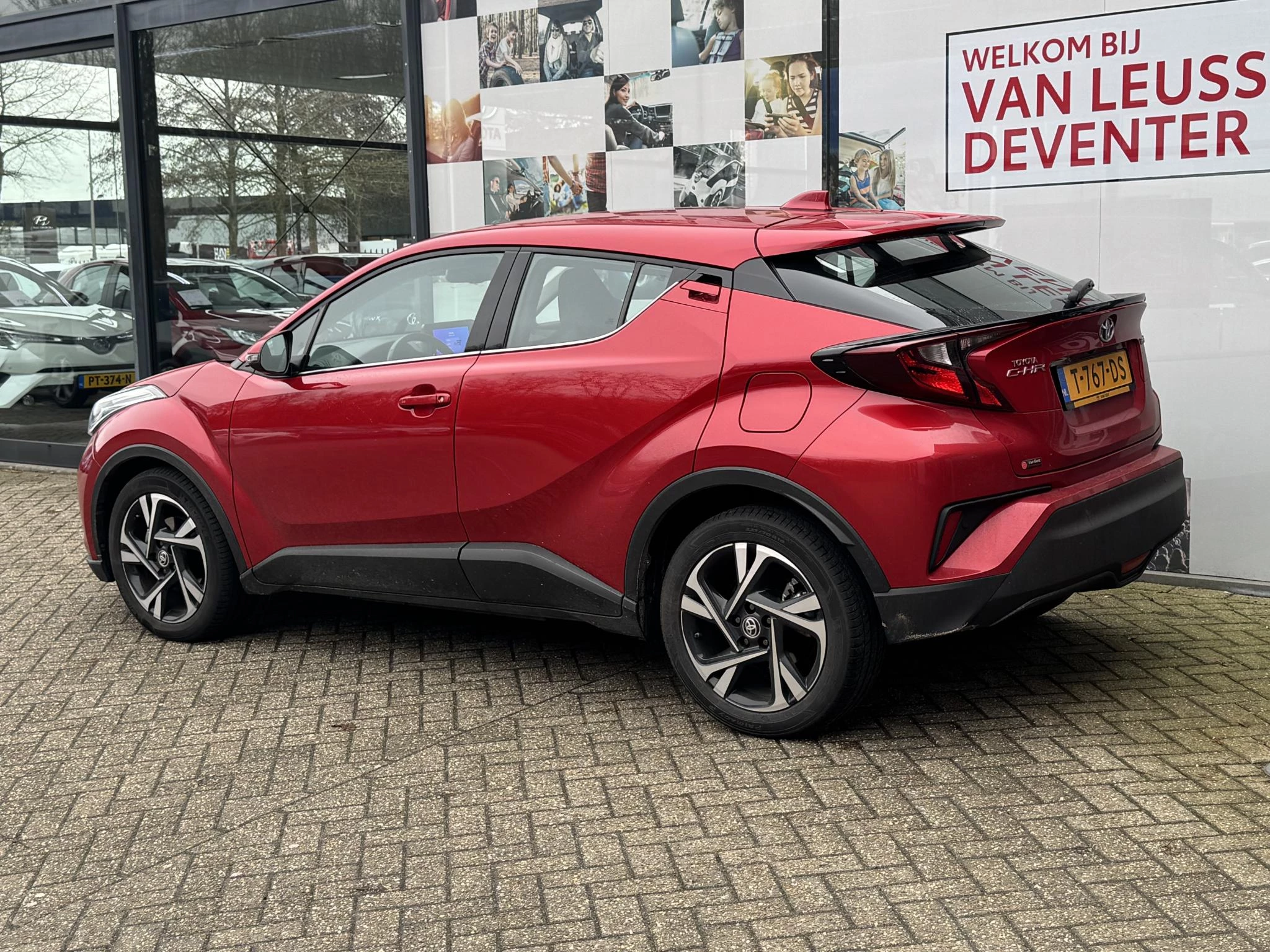 Hoofdafbeelding Toyota C-HR