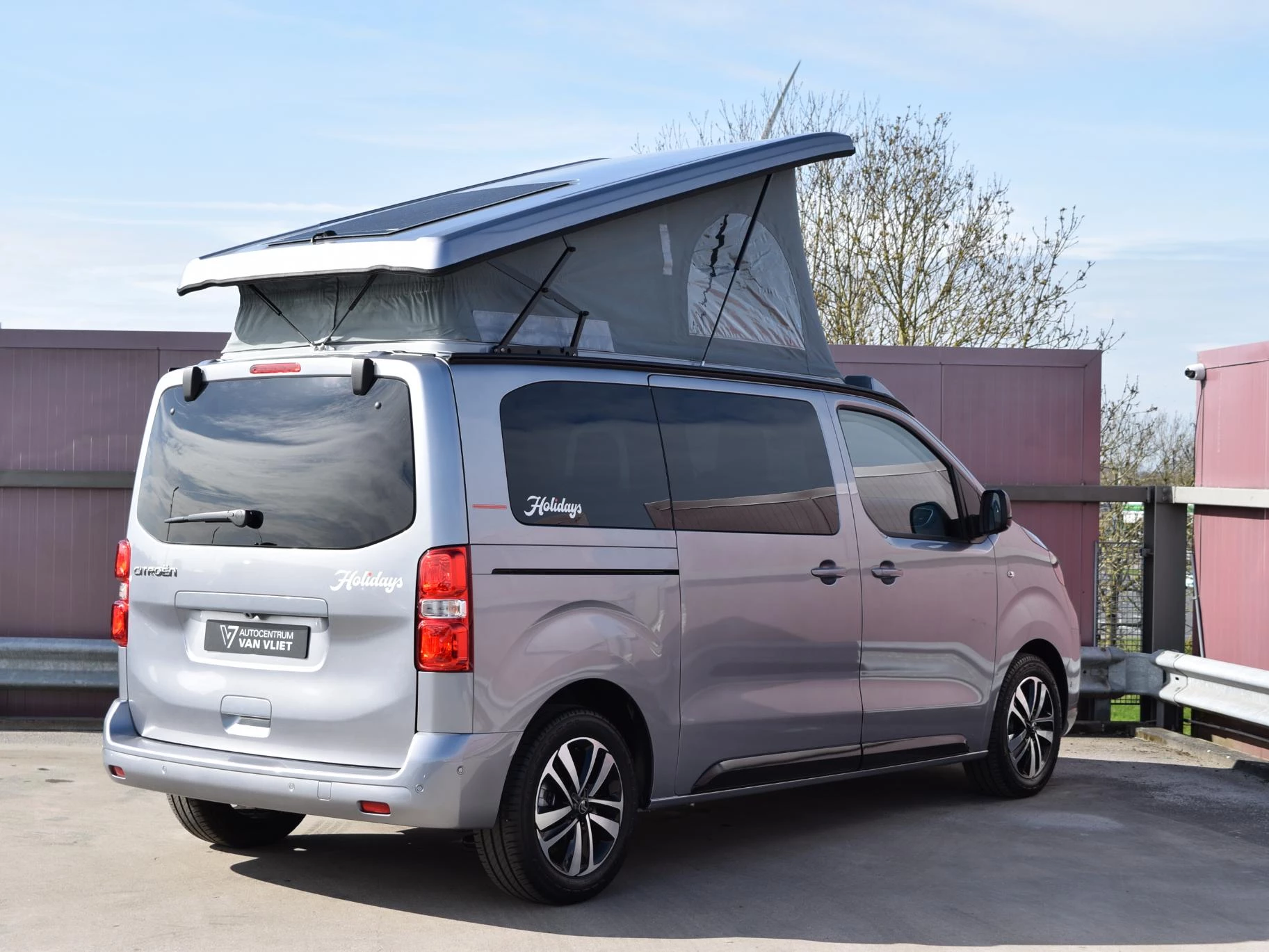 Hoofdafbeelding Citroën Holidays