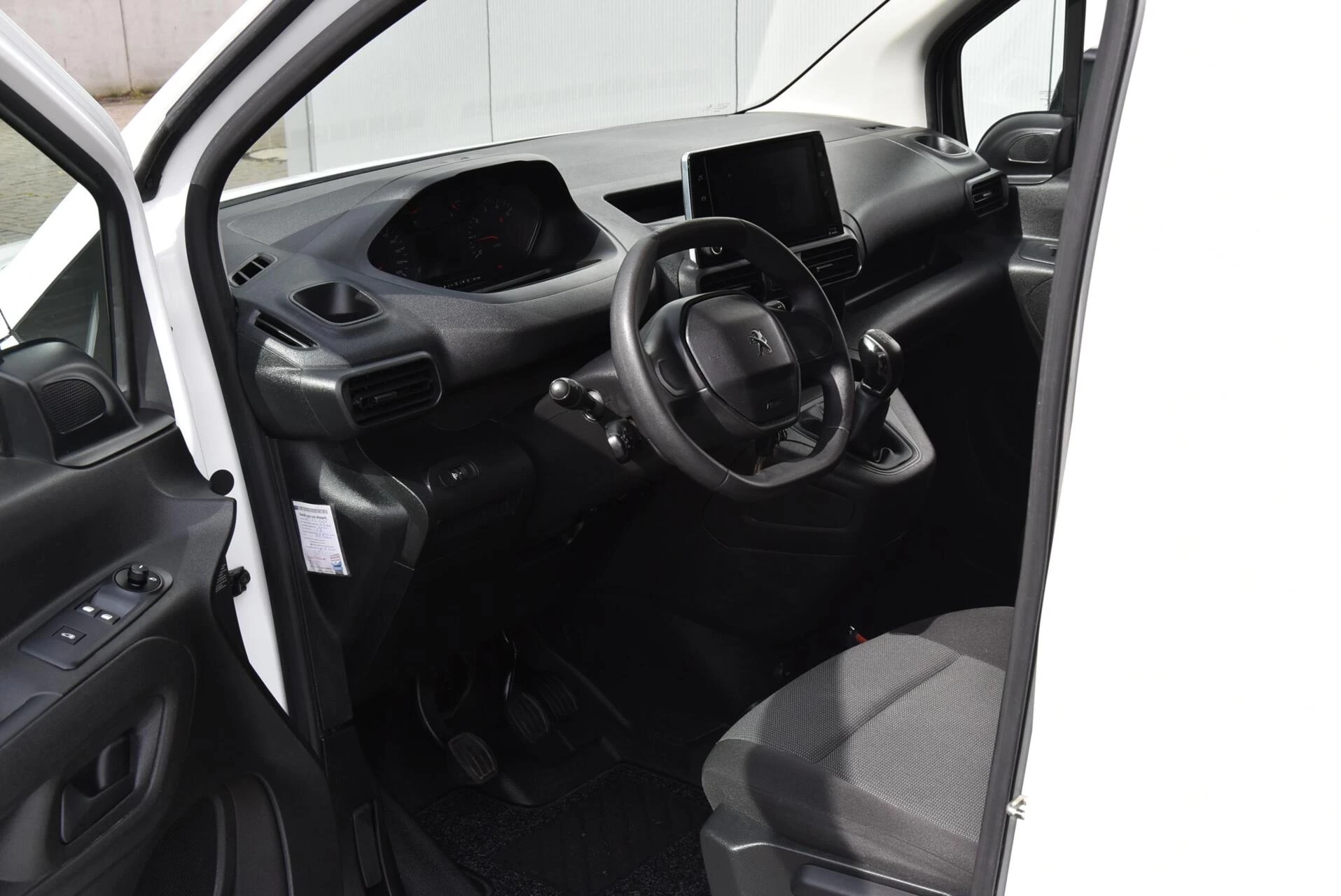 Hoofdafbeelding Peugeot Partner