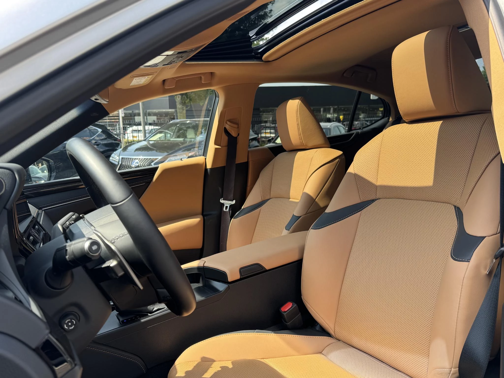 Hoofdafbeelding Lexus ES
