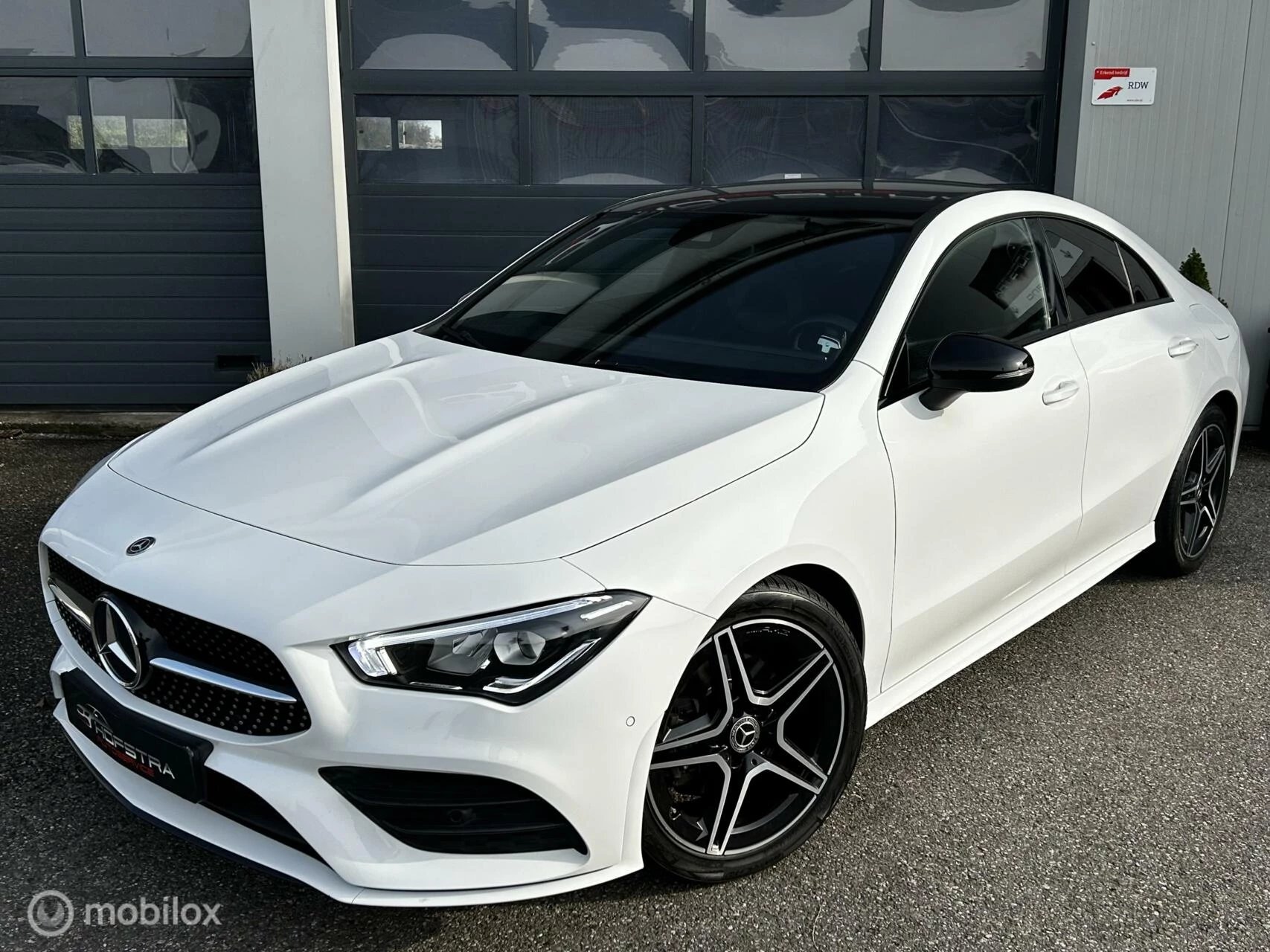 Hoofdafbeelding Mercedes-Benz CLA