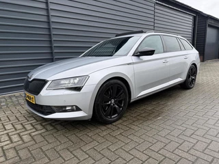 Skoda Superb Combi 1.5 TSI ACT Sportline Business Panoramadak Navi.