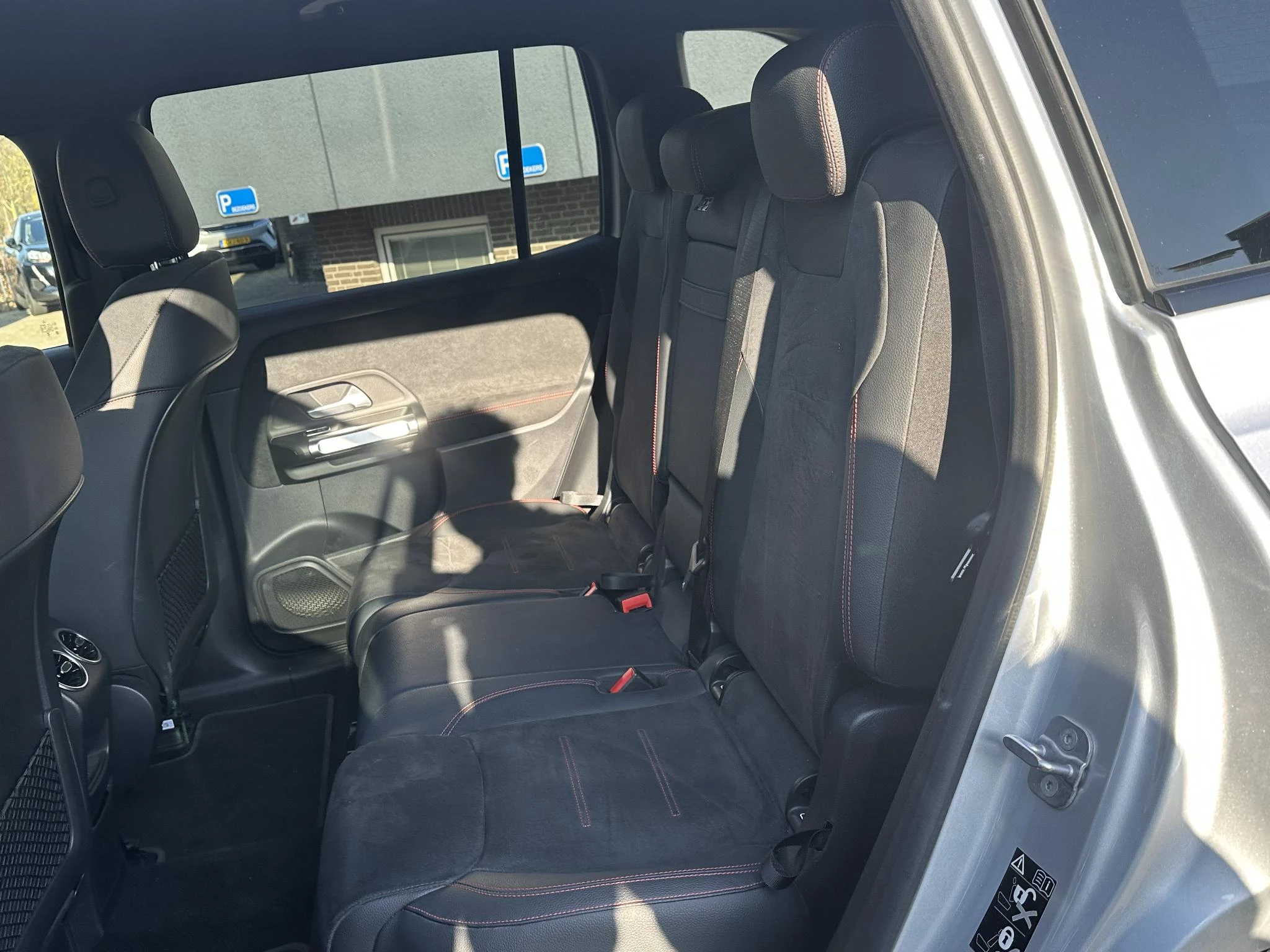 Hoofdafbeelding Mercedes-Benz EQB