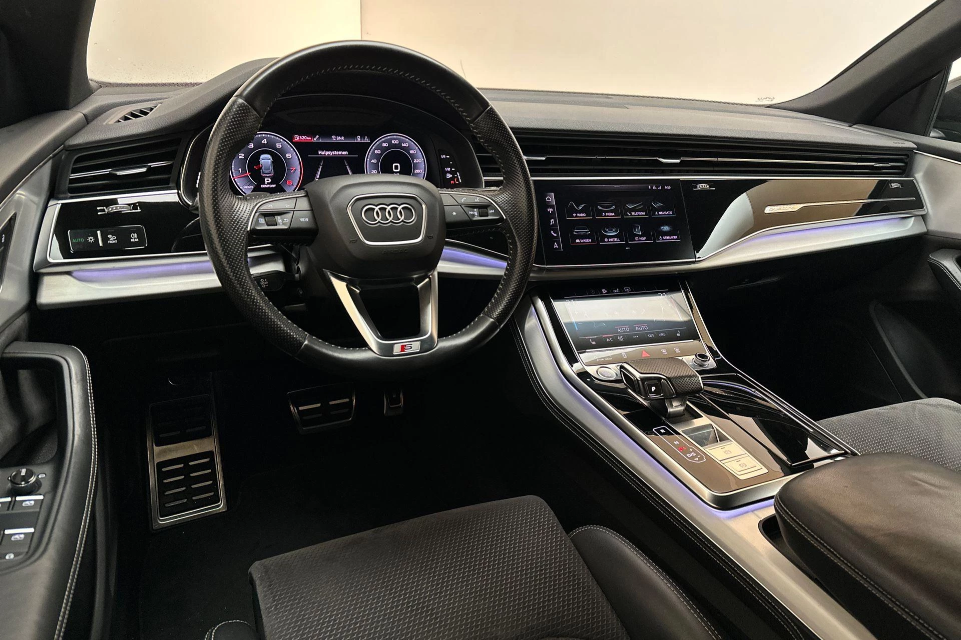 Hoofdafbeelding Audi Q8