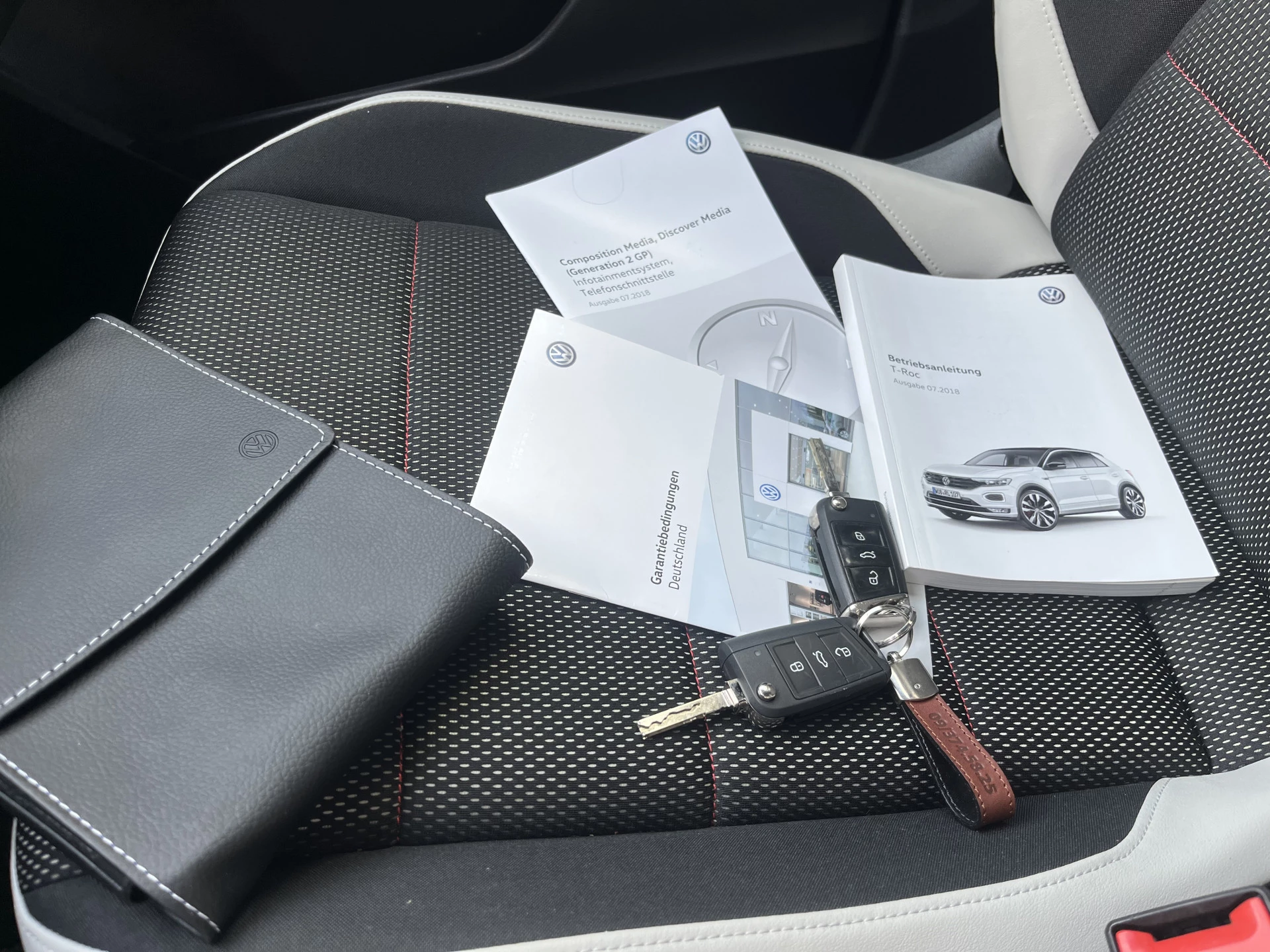 Hoofdafbeelding Volkswagen T-Roc