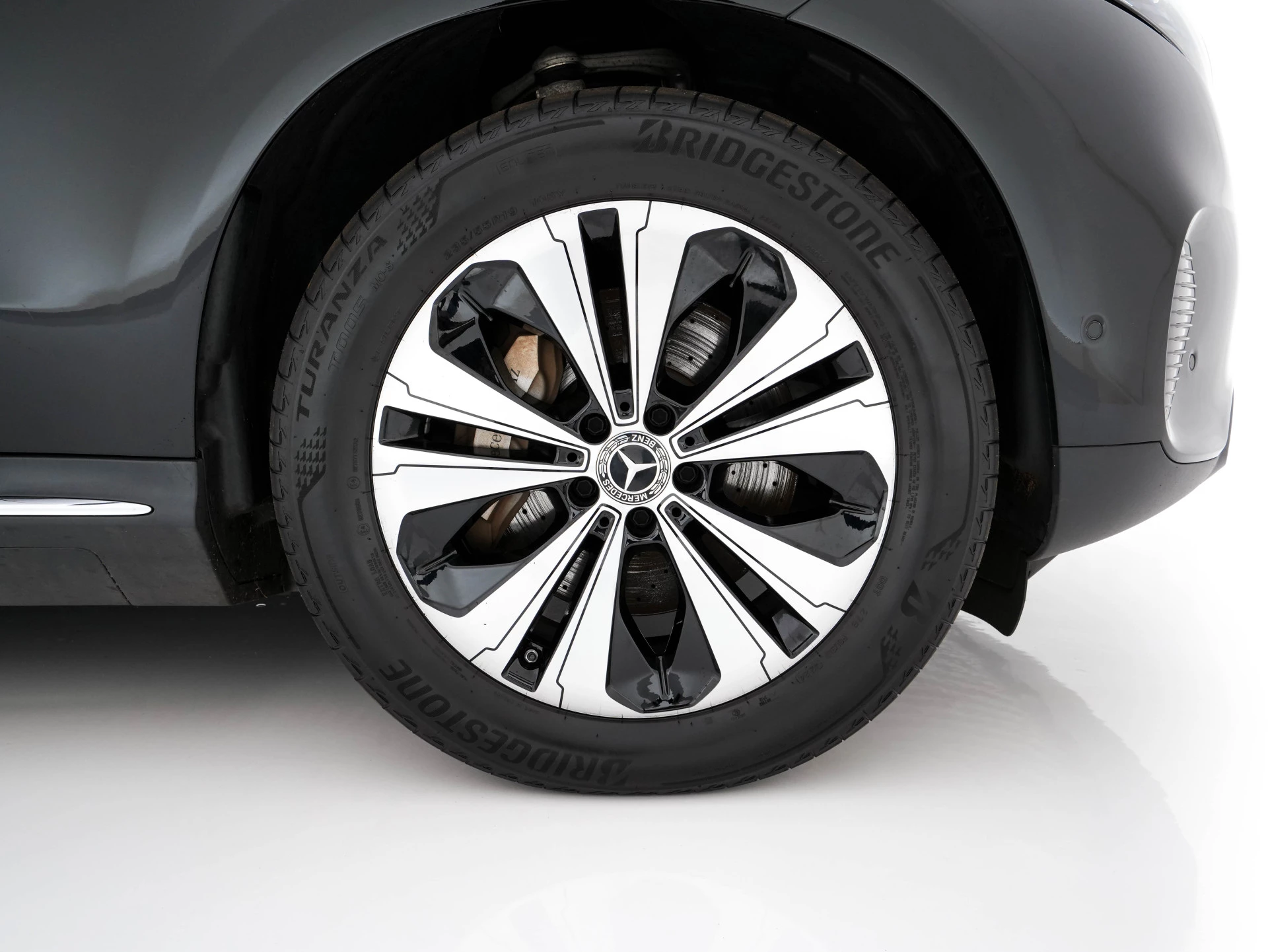 Hoofdafbeelding Mercedes-Benz EQC