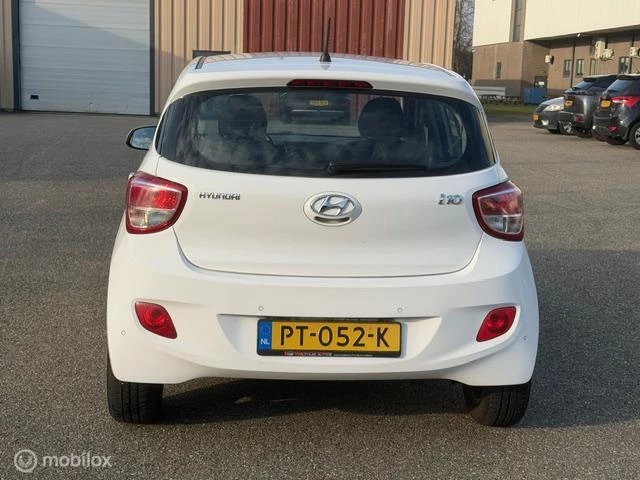 Hoofdafbeelding Hyundai i10