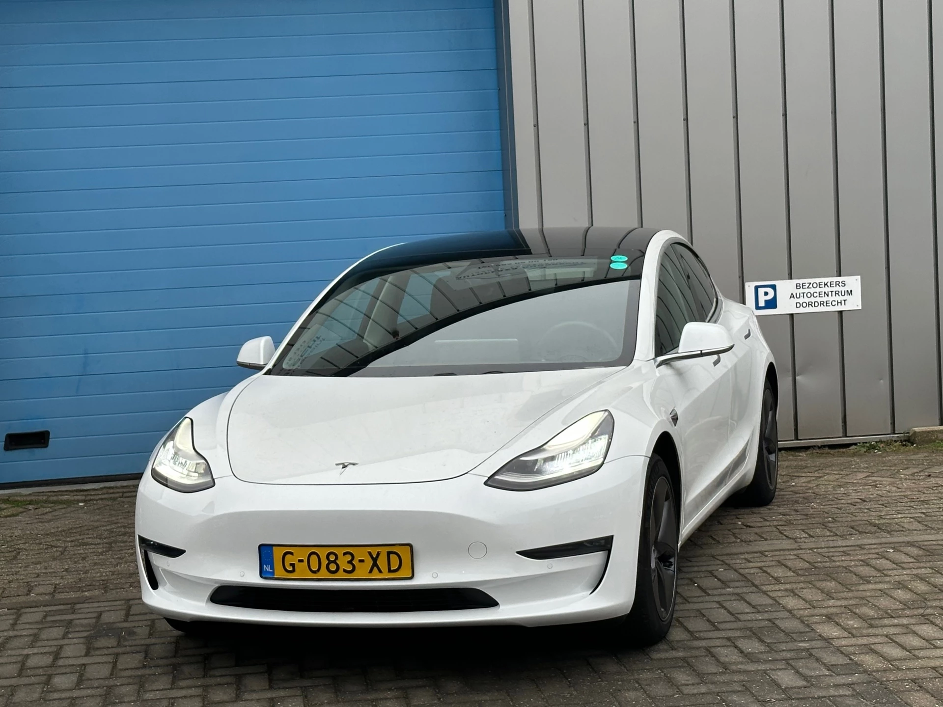 Hoofdafbeelding Tesla Model 3