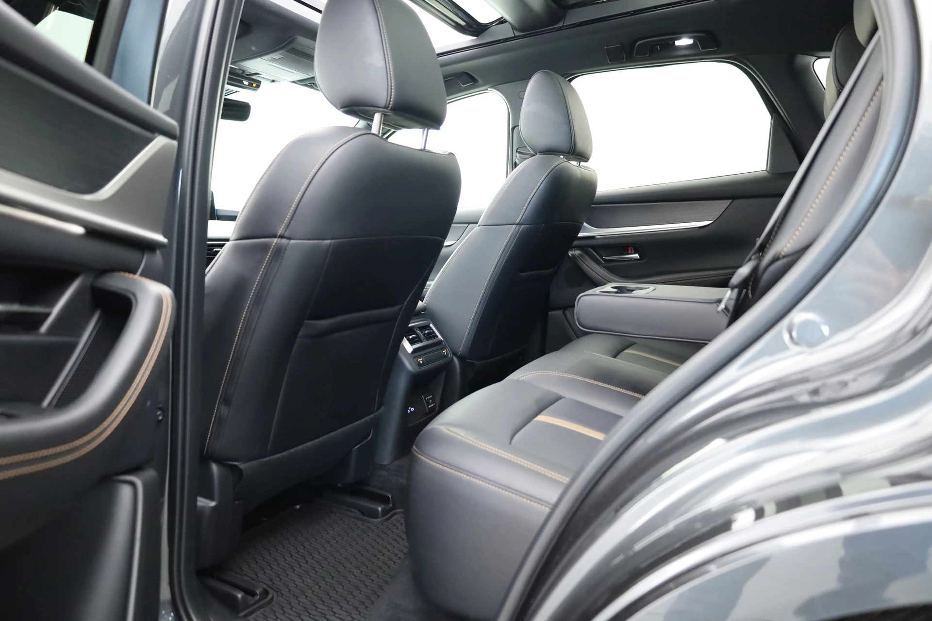 Hoofdafbeelding Mazda CX-60