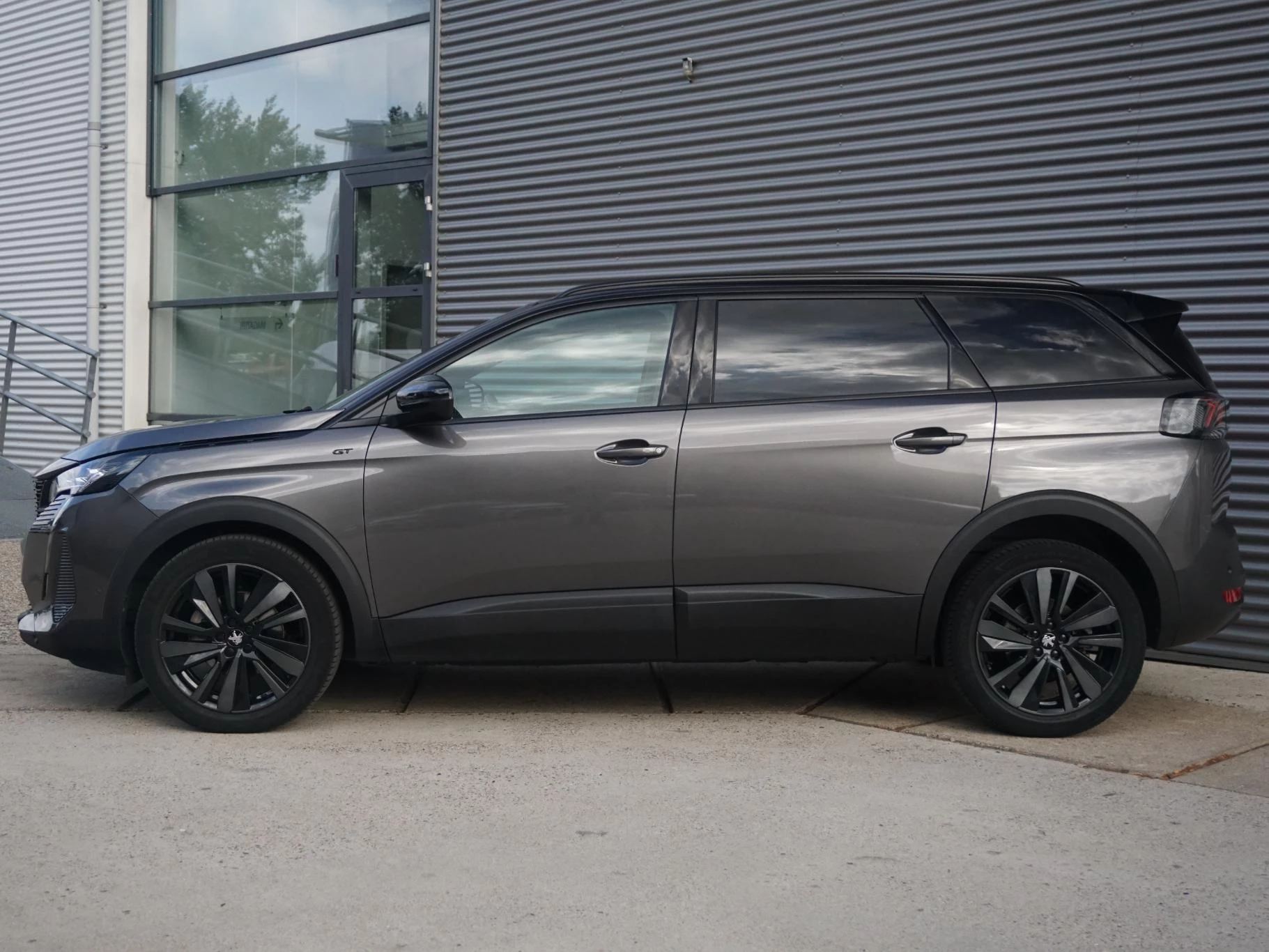 Hoofdafbeelding Peugeot 5008