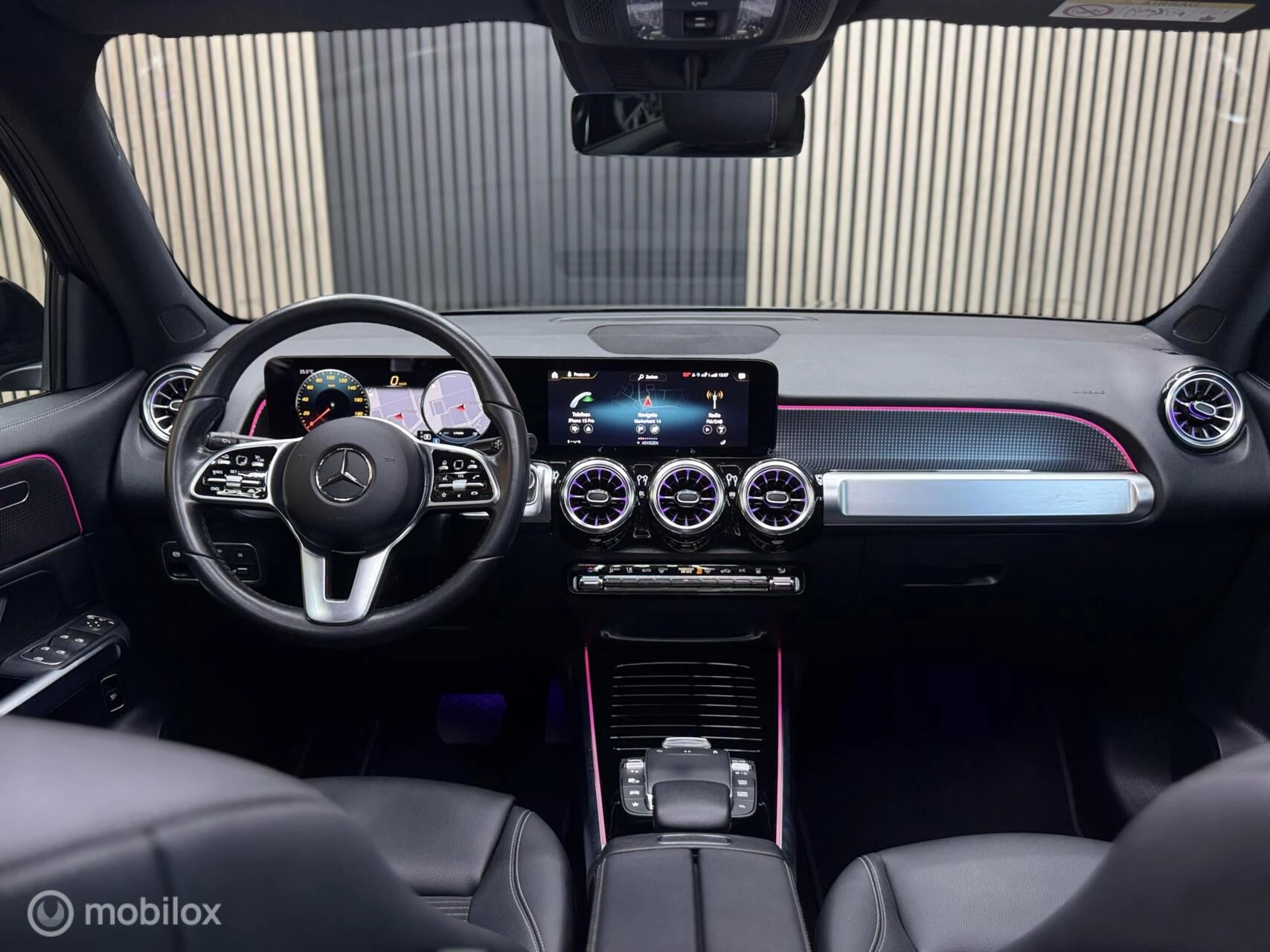 Hoofdafbeelding Mercedes-Benz EQB