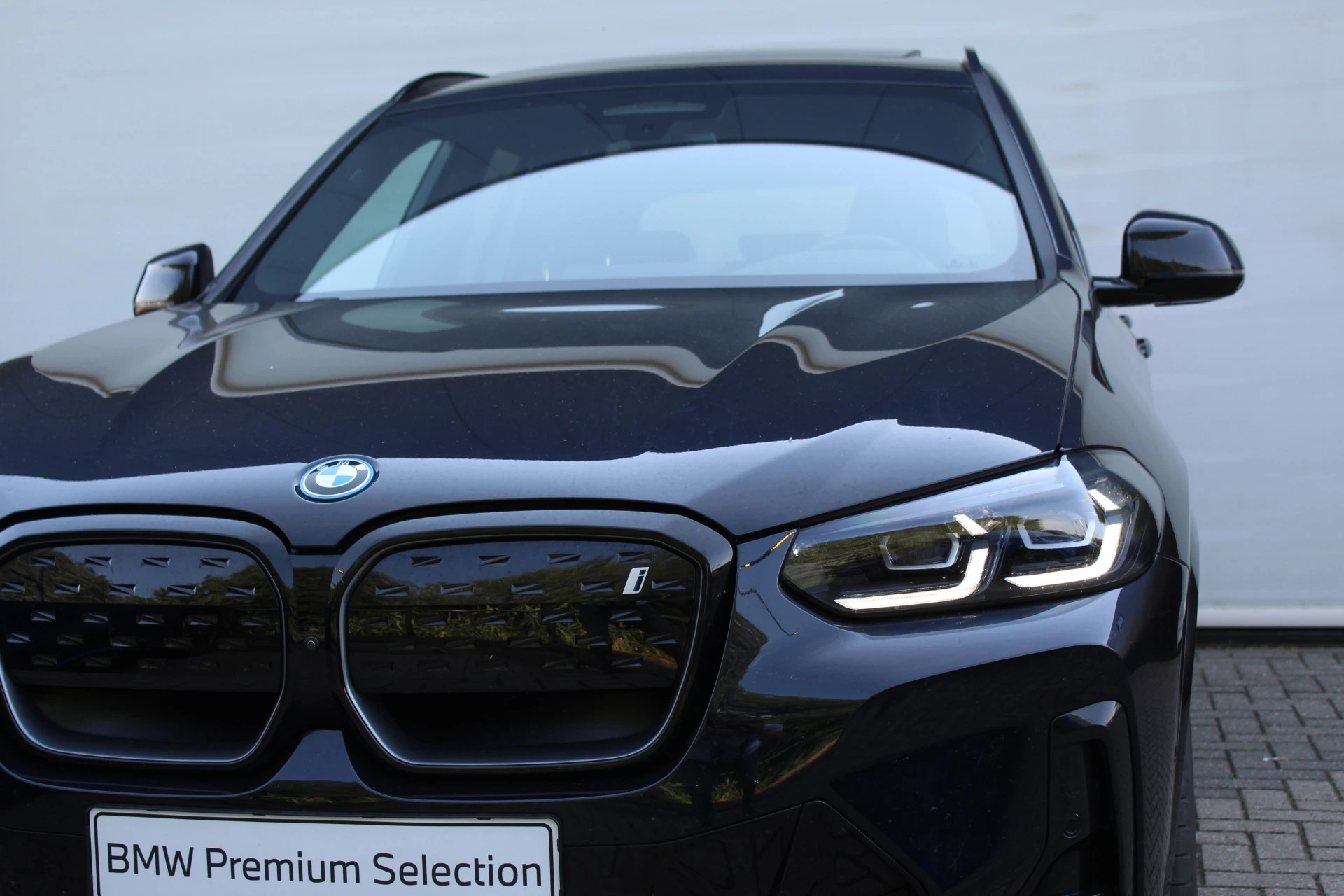 Hoofdafbeelding BMW iX3