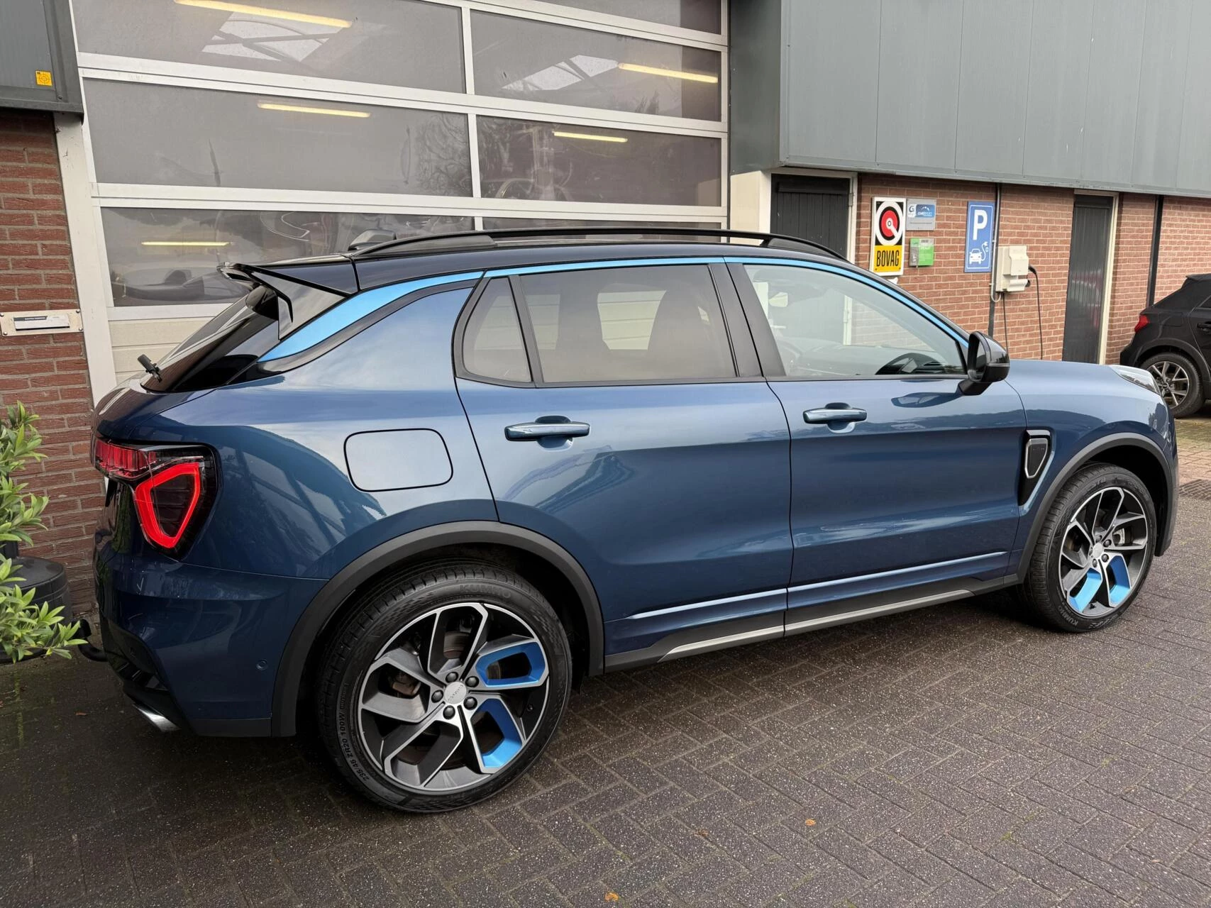 Hoofdafbeelding Lynk & Co 01