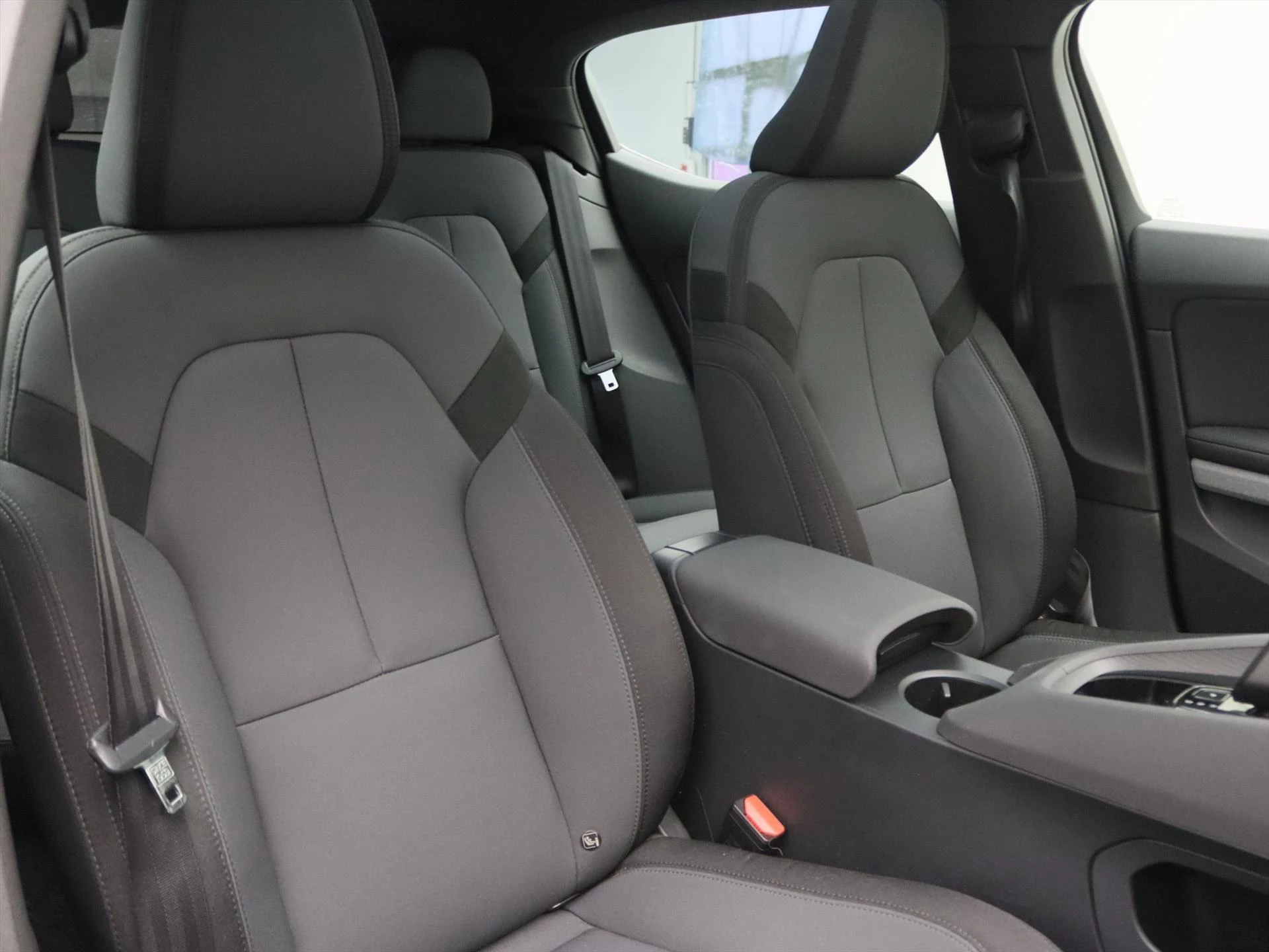 Hoofdafbeelding Polestar 2